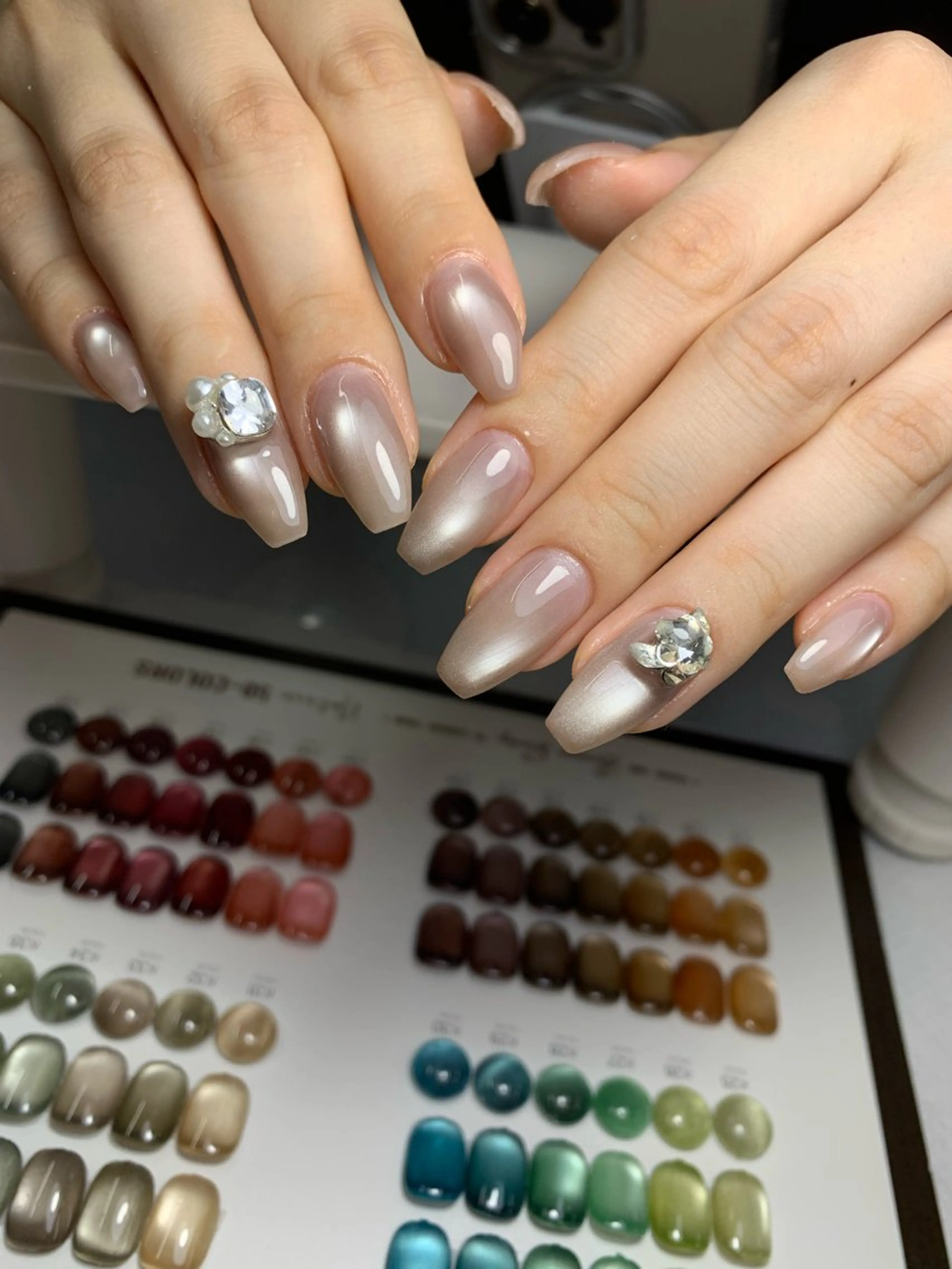 ネイル ハンドネイル フットネイル HANA 川越東口ネイルサロンのネイルデザイン