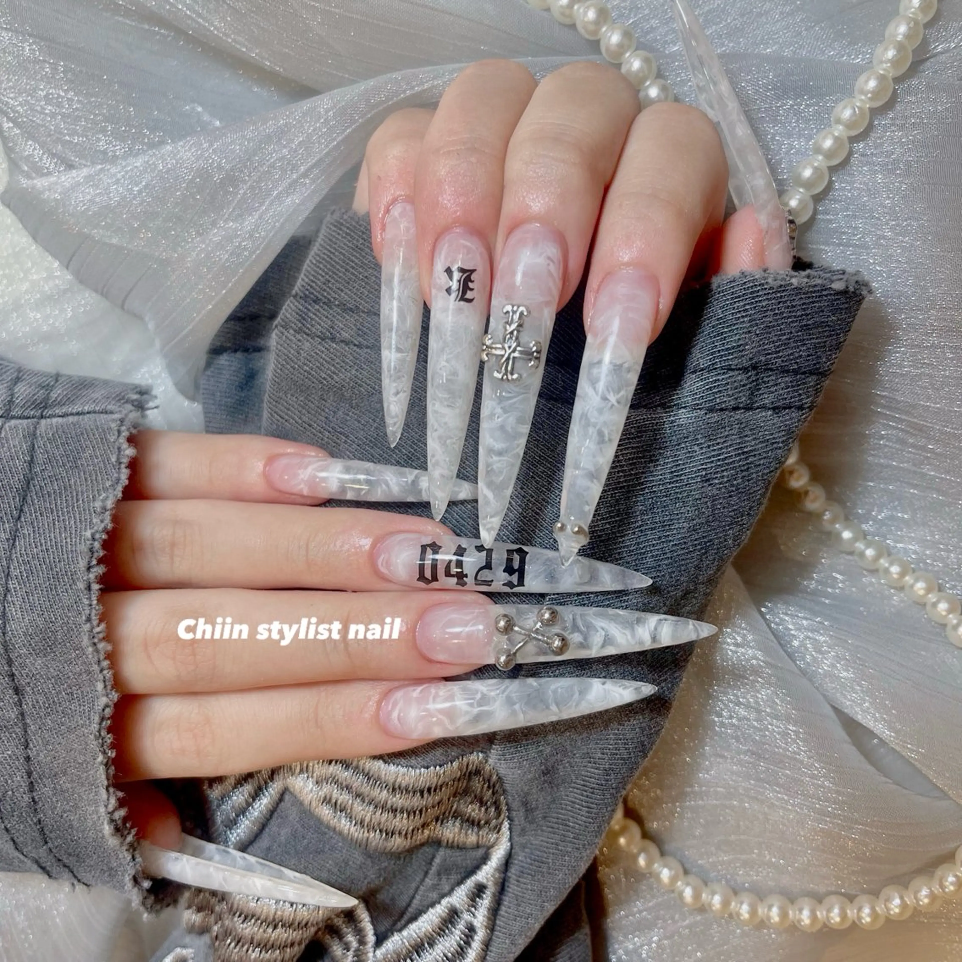ミディアム Chiin Nailのネイルデザイン