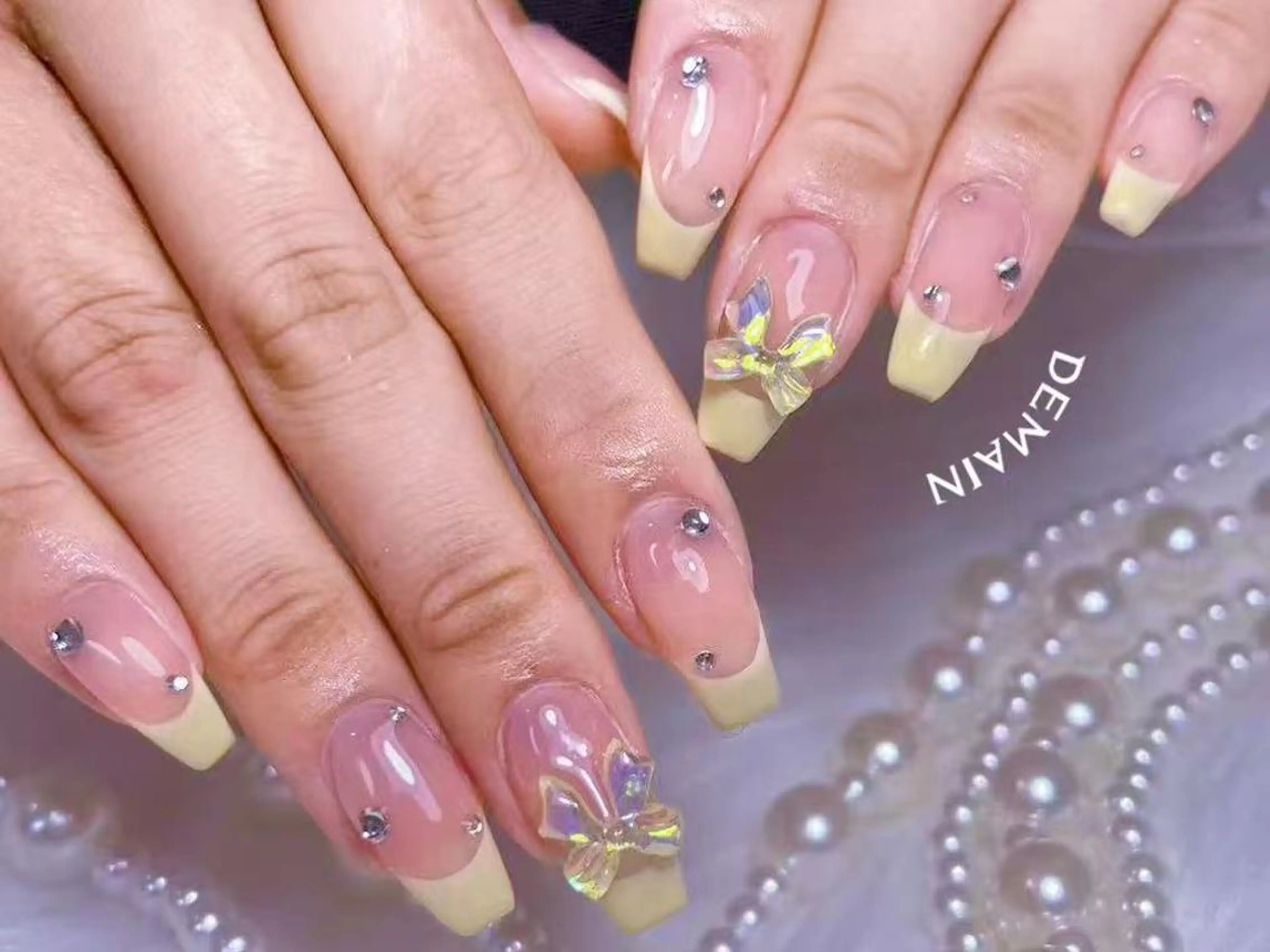 ネイル ハンドネイル ハンドケア Lumina _MIOのネイルデザイン