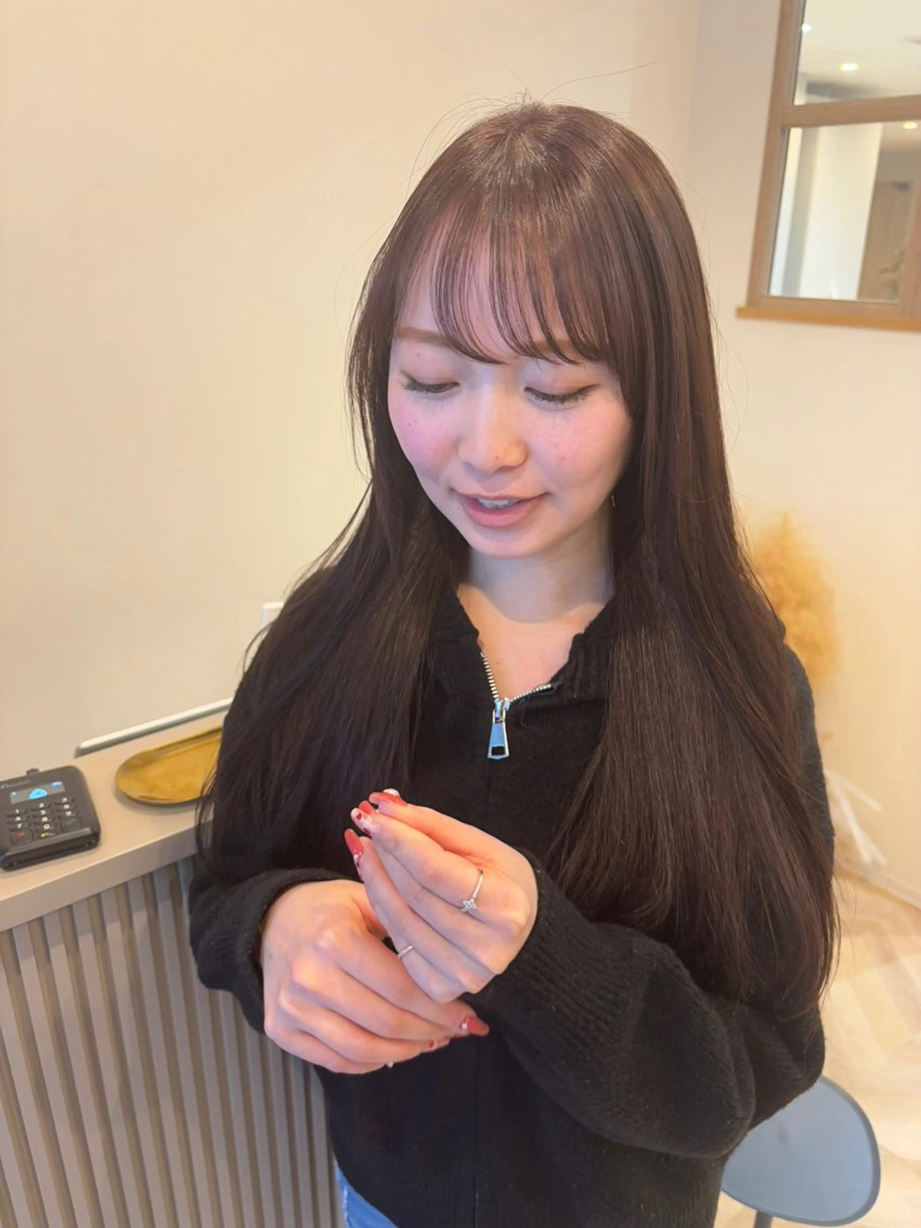 カラー ワンホン風ヘア まなのヘアスタイル