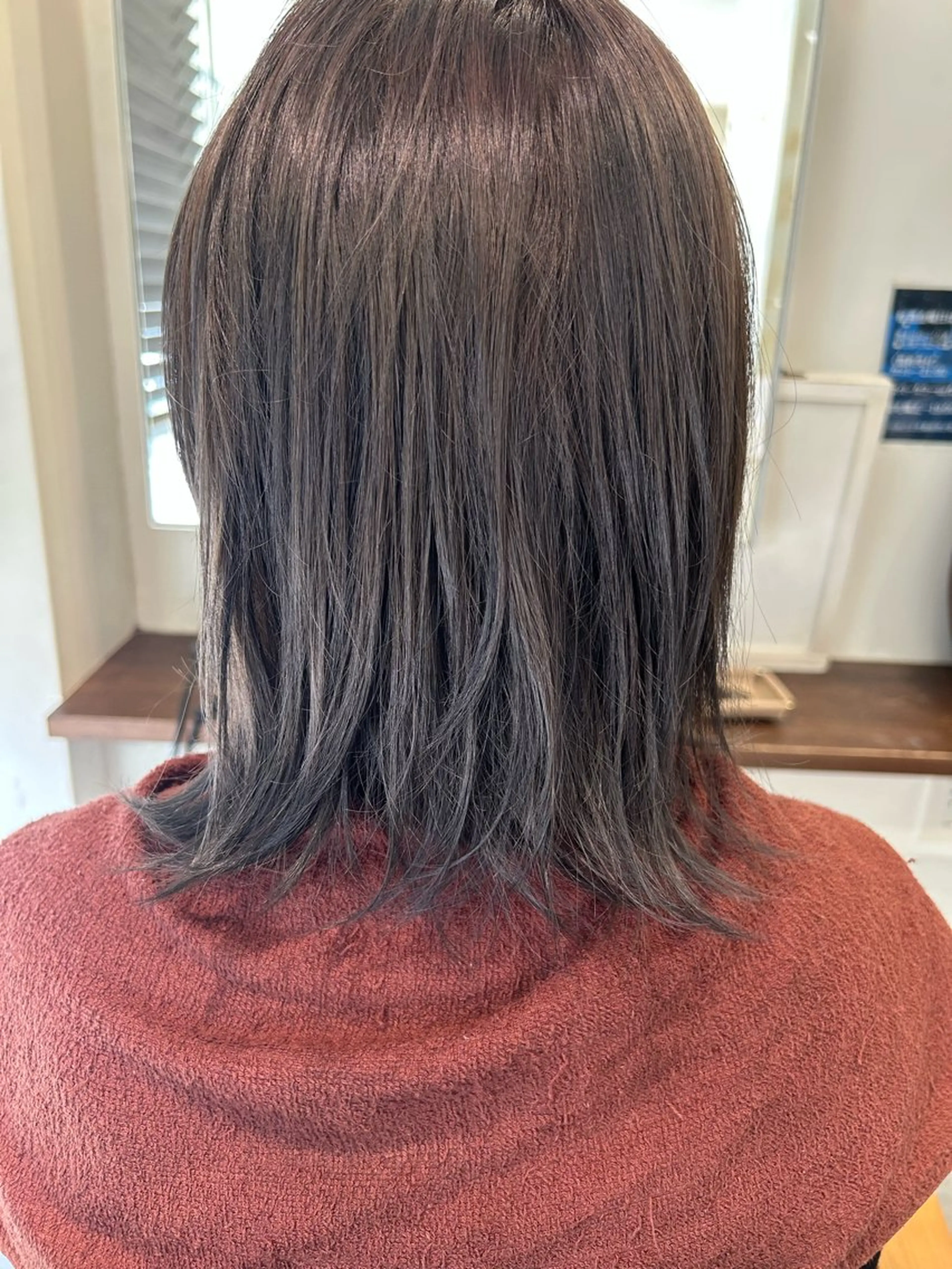 ミディアム カラー 江川 輝星のヘアスタイル