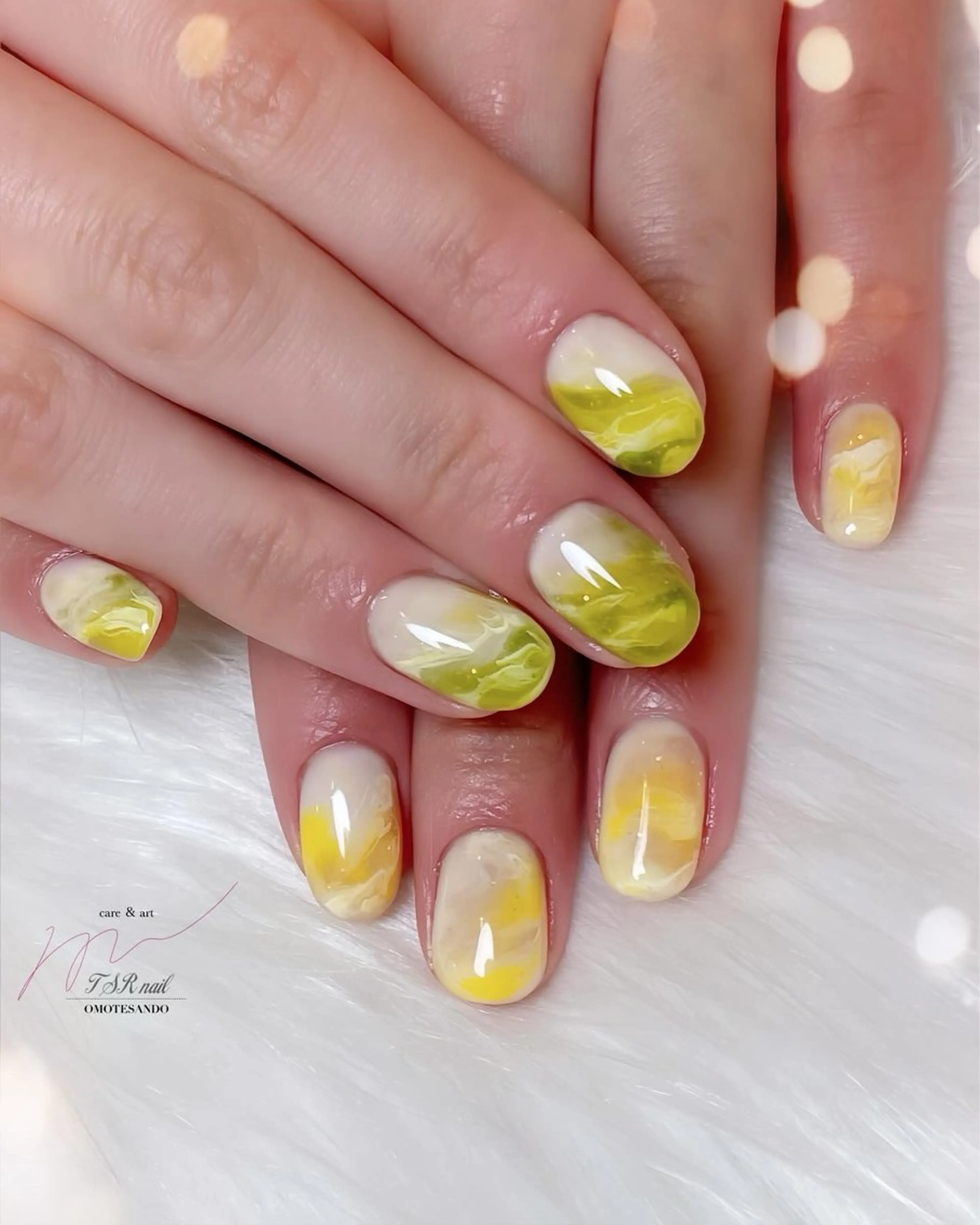 ネイル 大理石ネイル(マーブル) ハンドネイル ハンドケア 爪咲 りり花のネイルデザイン