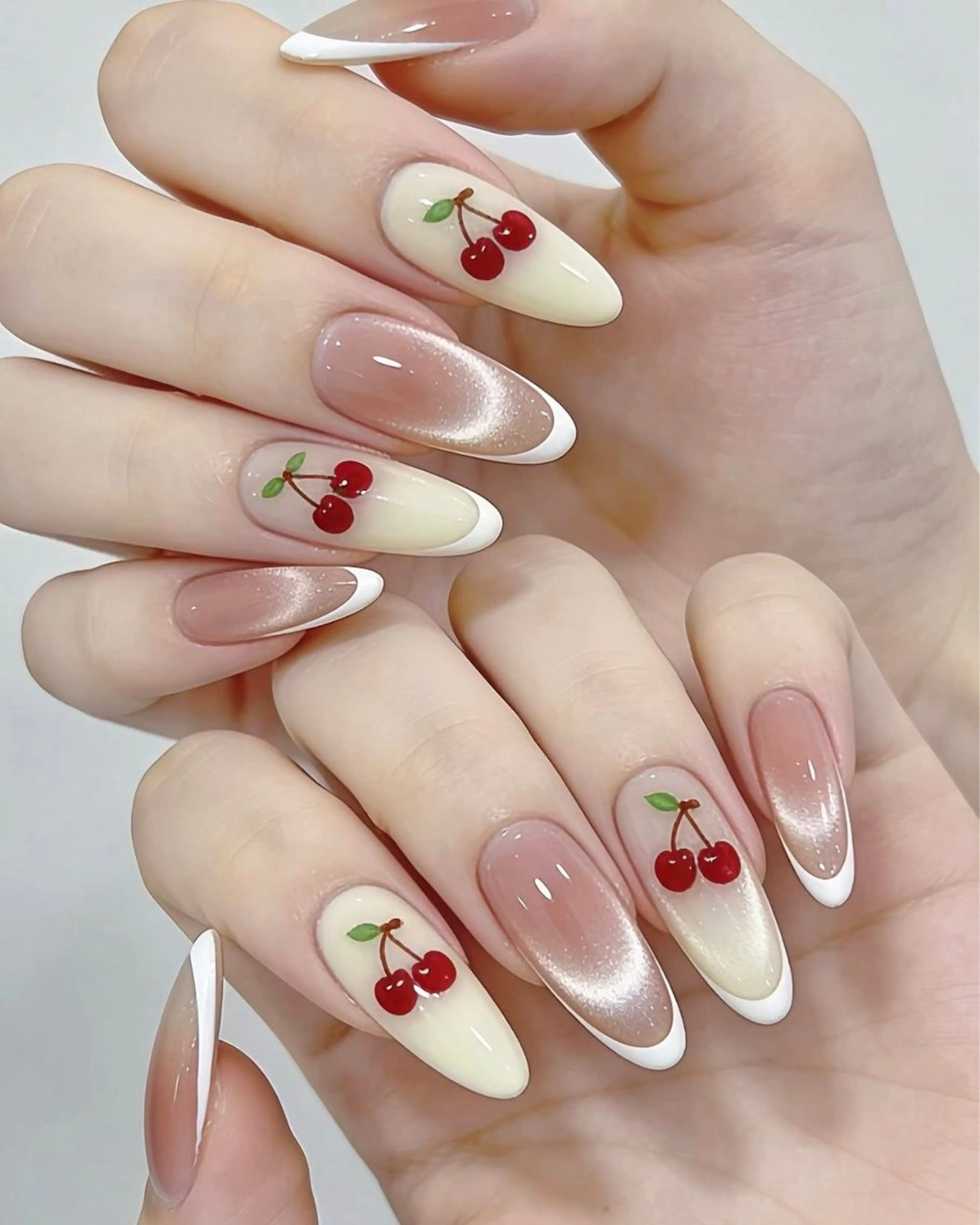 ネイル チークネイル フレンチネイル グラデーション 韓国ネイル マグネットネイル ハンドネイル JIN 168 新大久保のネイルデザイン