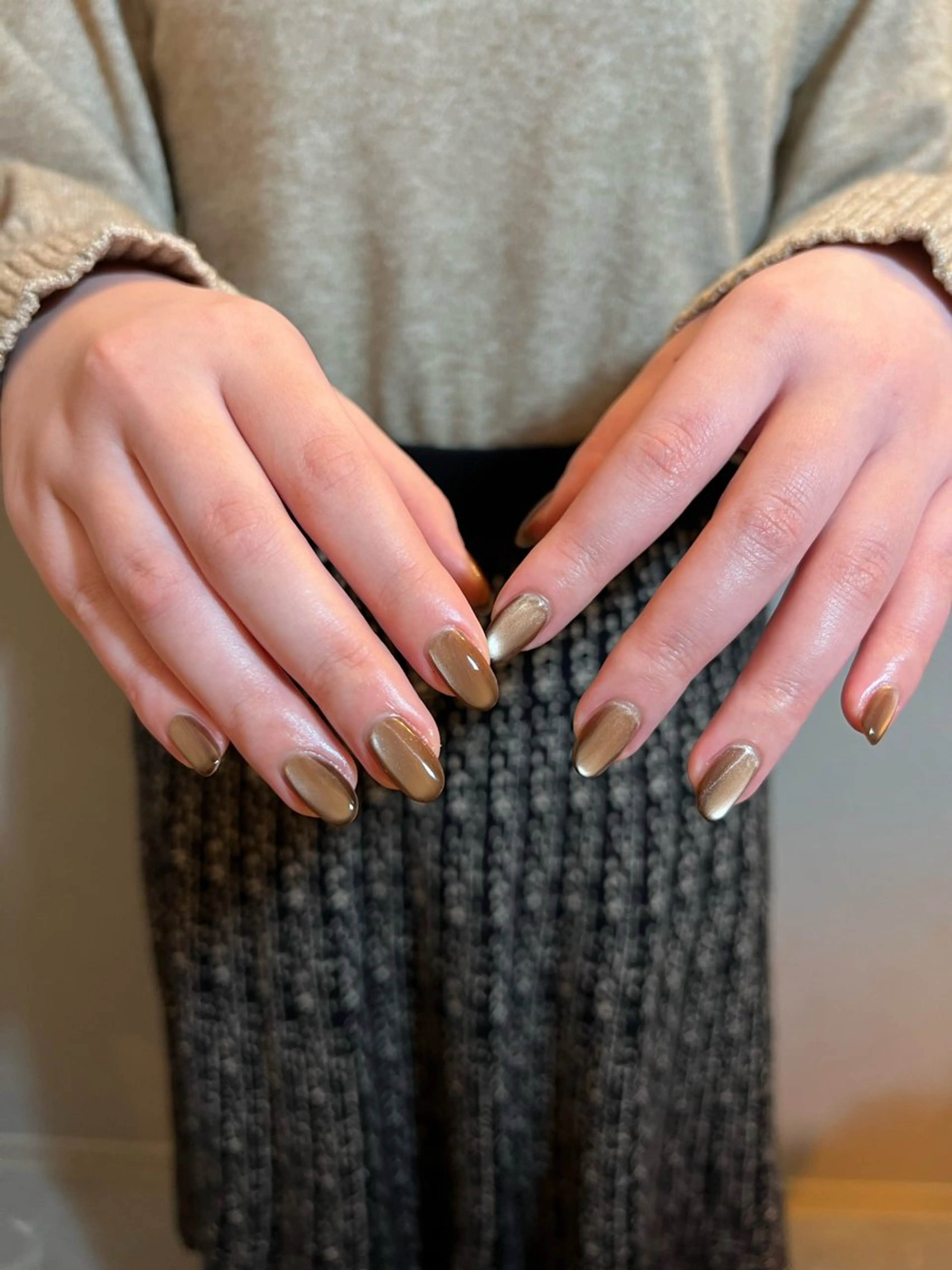 ネイル ブラウン マグネットネイル urun eriのネイルデザイン