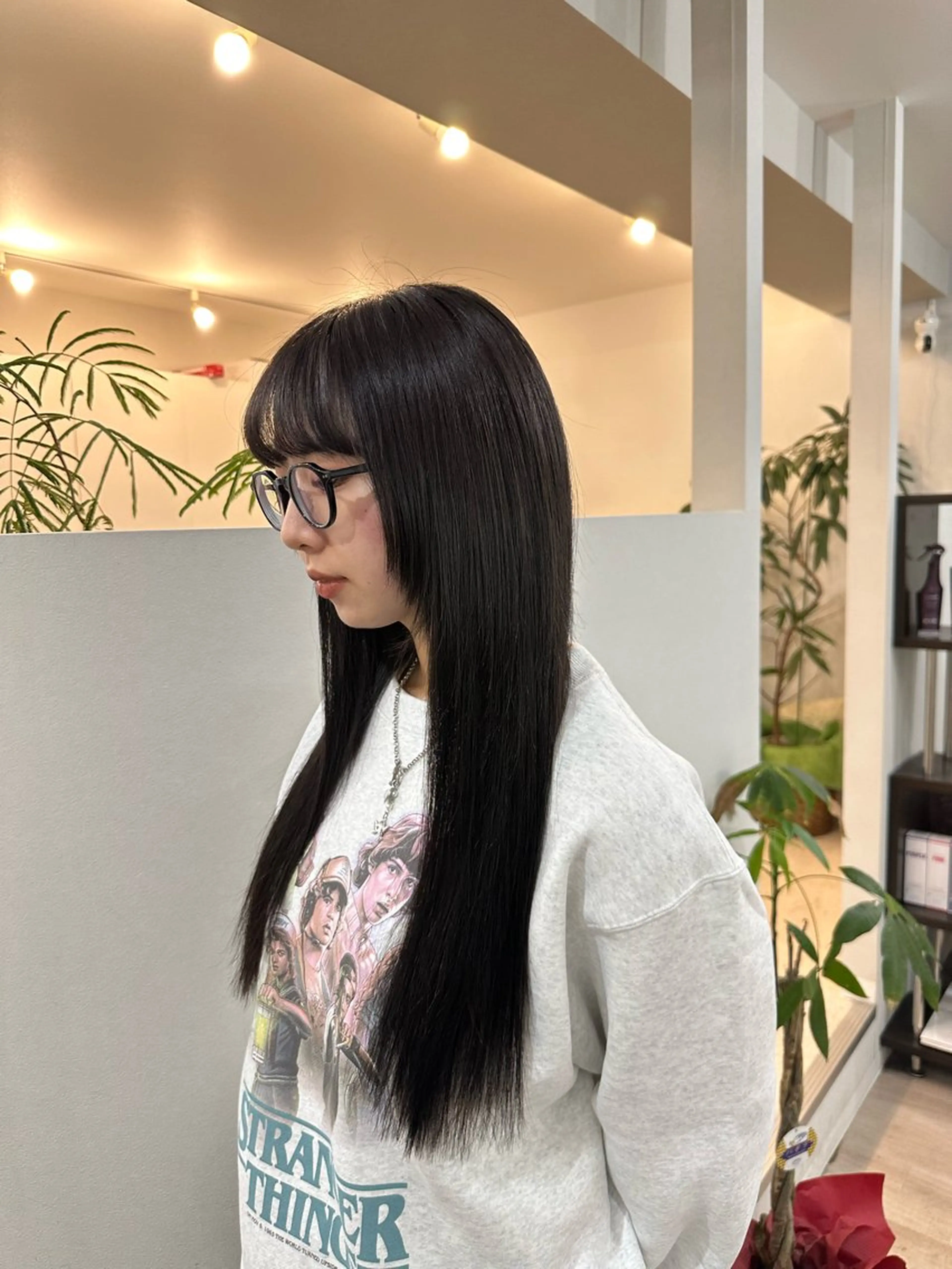 ロング TOMOMI /フロレゾンのヘアスタイル