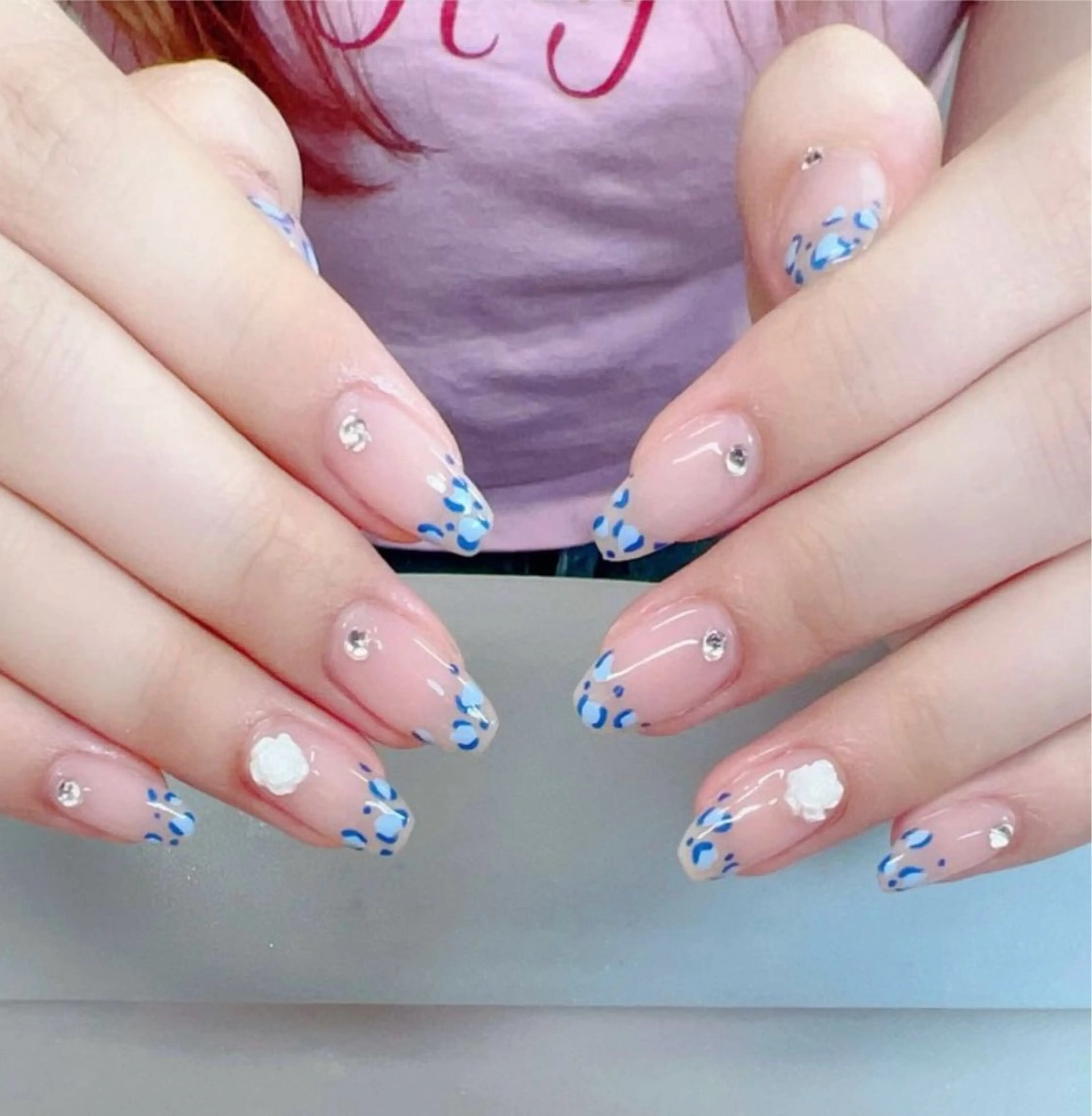 ネイル 持ち込み 佐藤 依娜のネイルデザイン