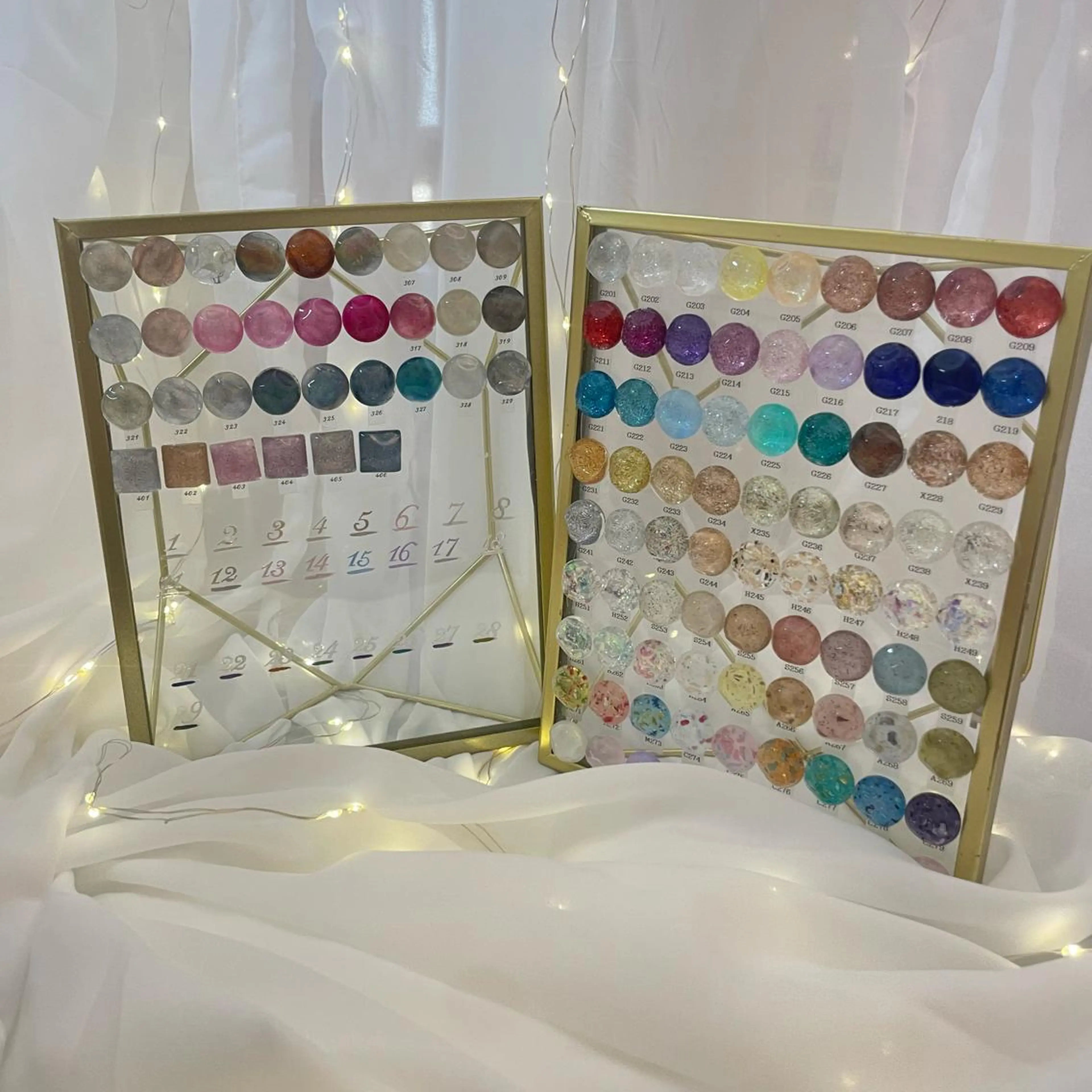 ネイル オーロラネイル フラッシュネイル マグネットネイル ミラーネイル ハンドネイル Classy【クラッシー】所属・Classy: Mizukiのネイルデザイン