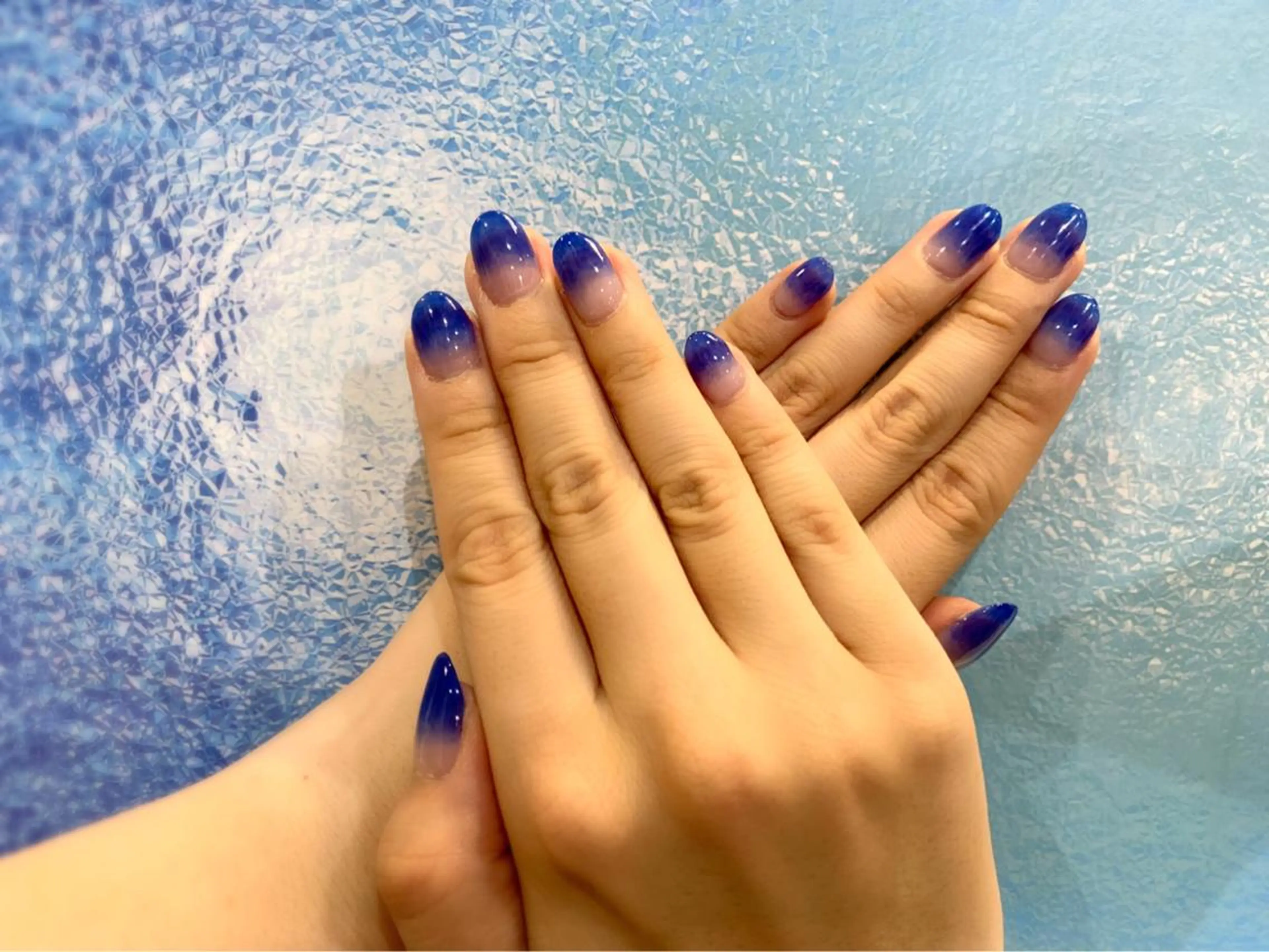 ネイル グラデーション 赤木 理紗のマツエク・マツパデザイン