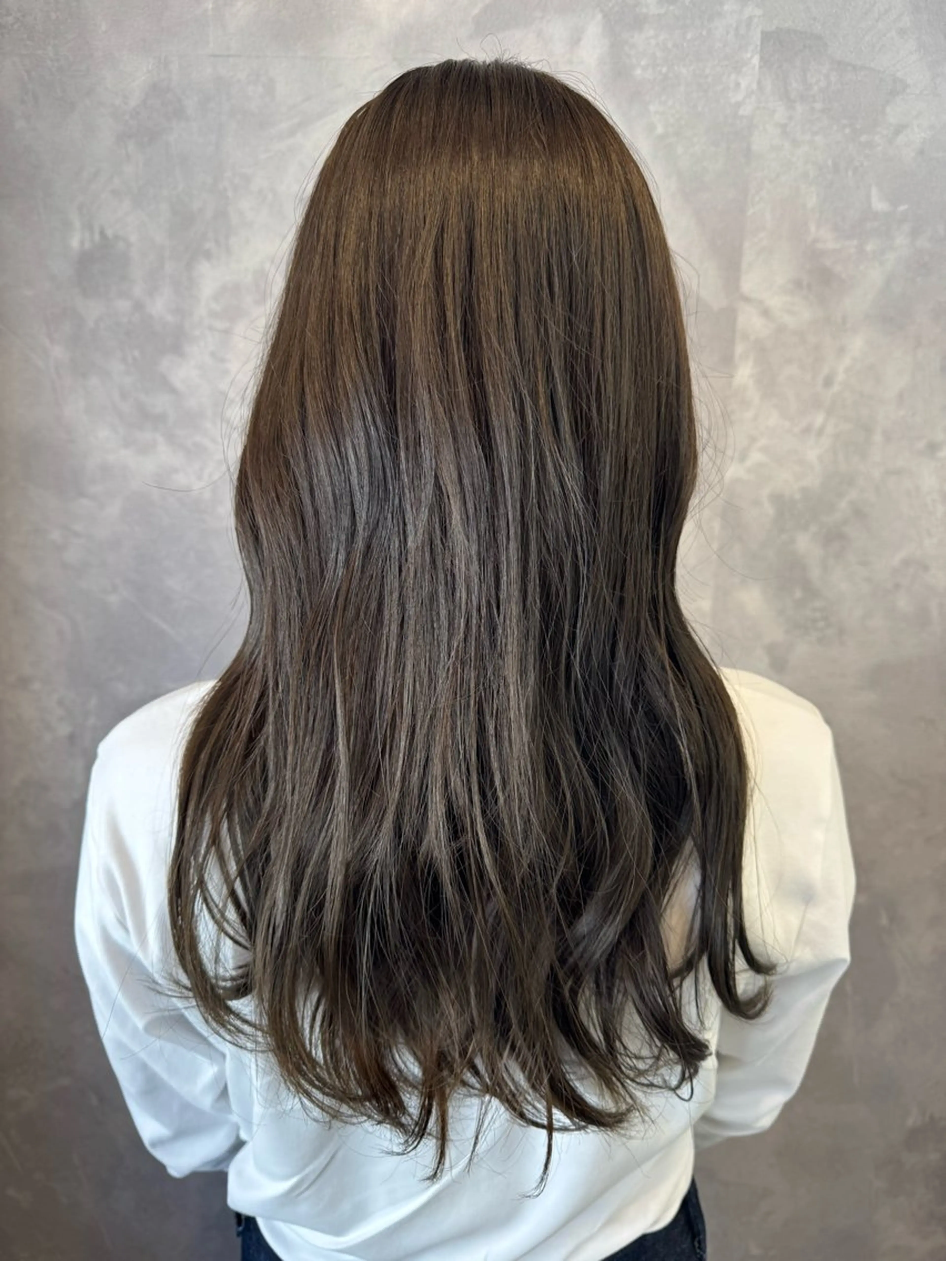 ロング カラー カット ヘアカラー トリートメント ヒヨシ ルナのヘアスタイル