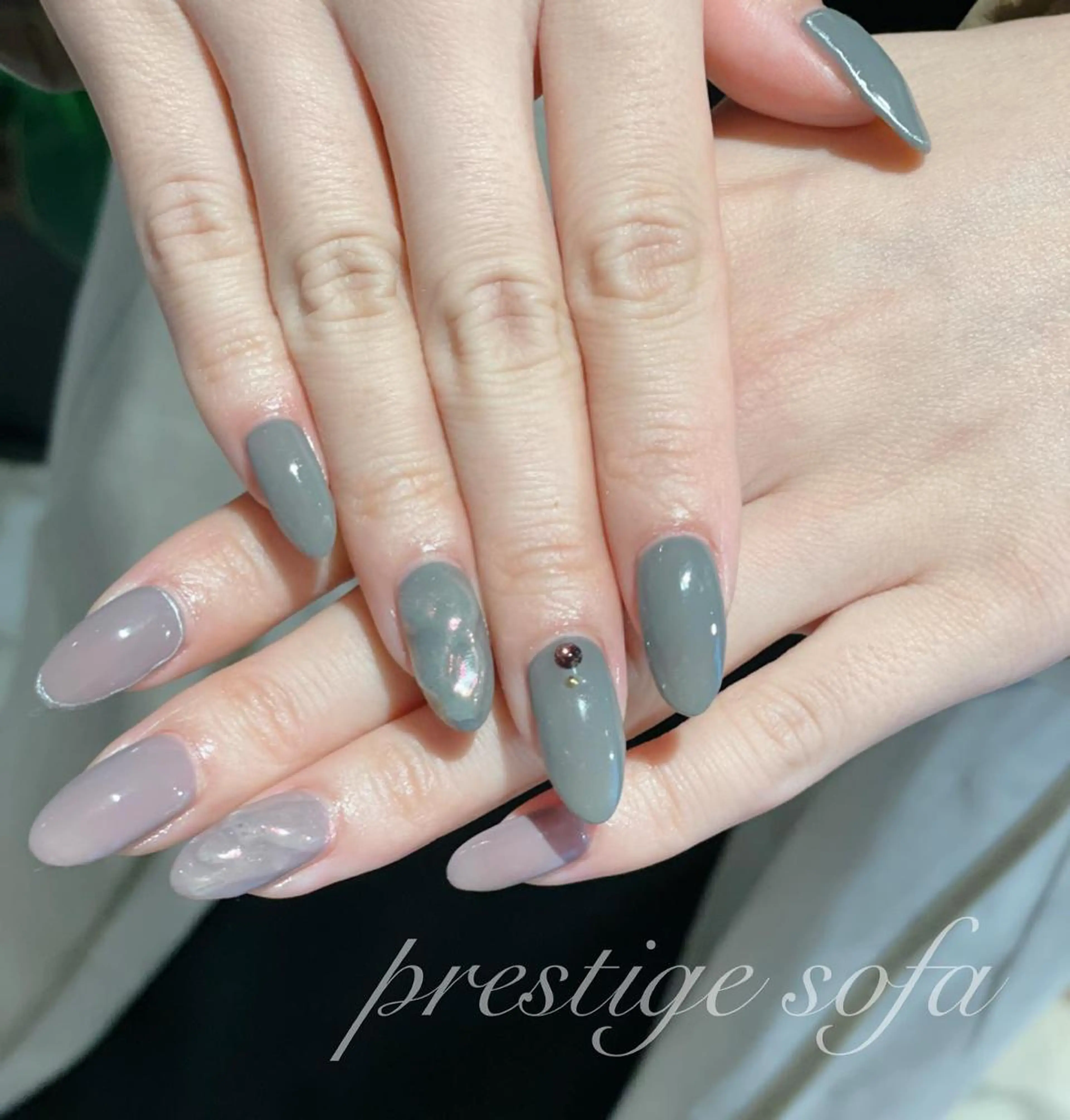 ネイル マツエク・マツパ まつげパーマ ボリュームラッシュ ジェルネイル ニュアンスネイル パラジェル ハンドネイル 髙橋 敦子のネイルデザイン