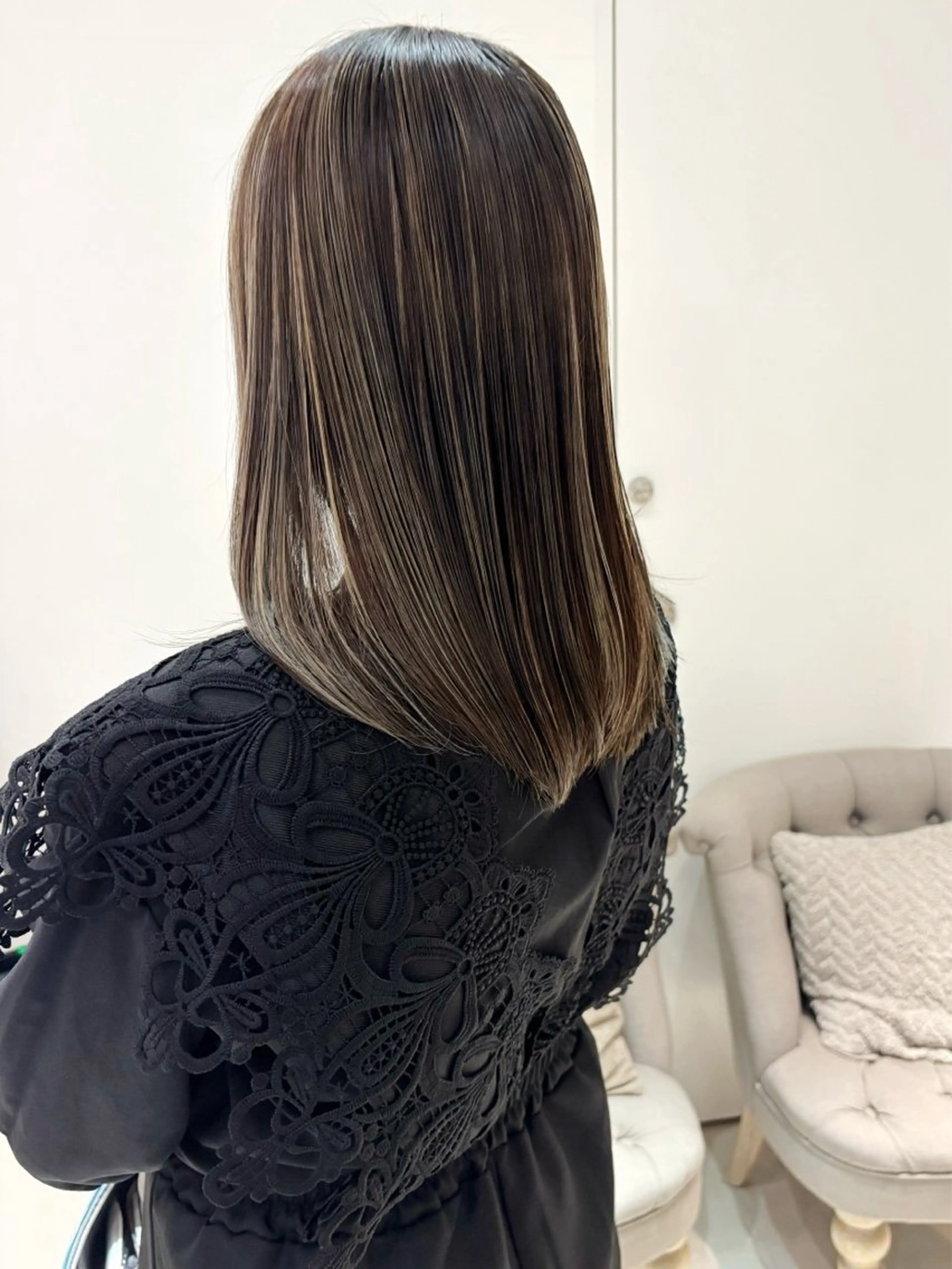 ミディアム カラー カット ヘアカラー 齋藤 咲のヘアスタイル