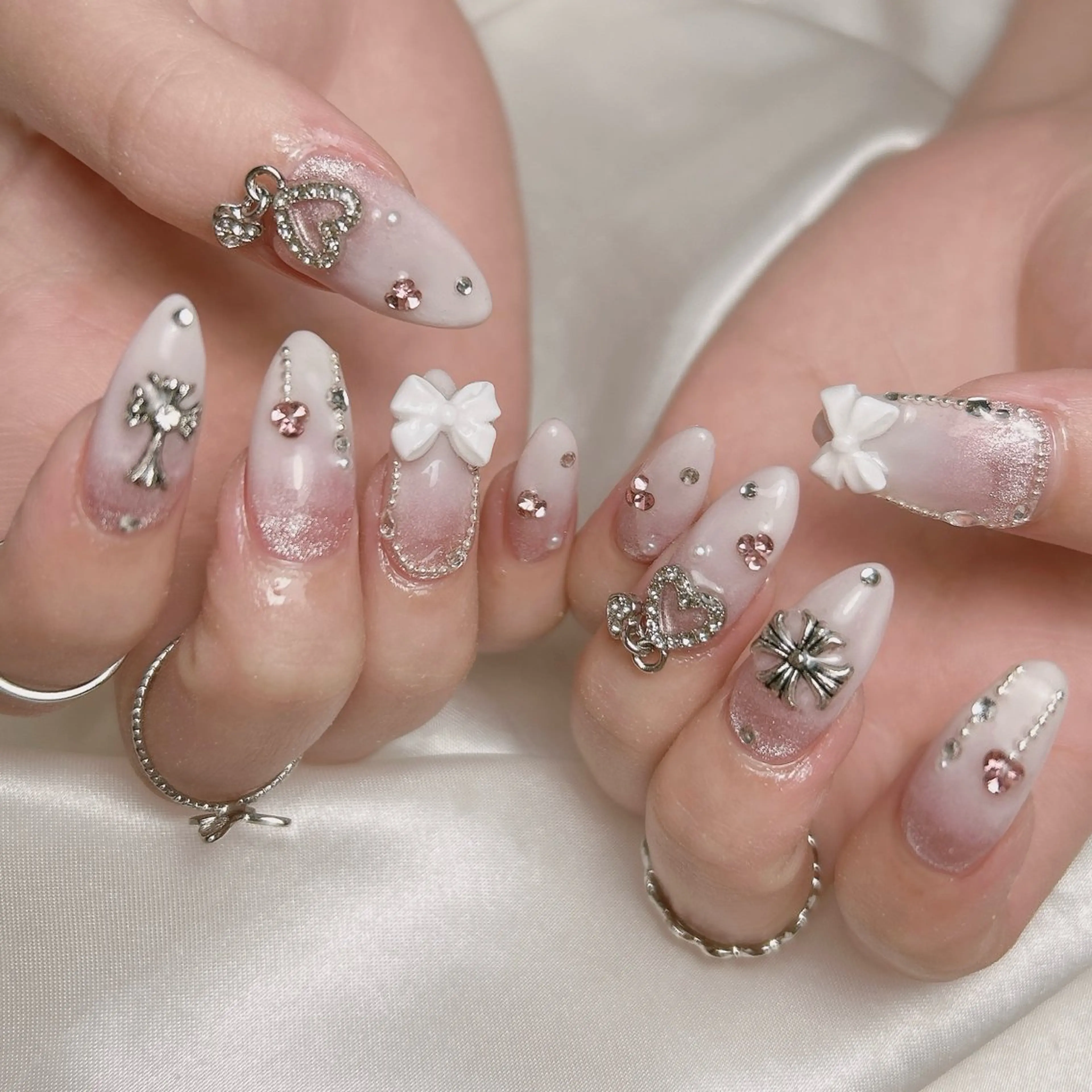 ネイル グラデーション マグネットネイル ハンドネイル junna 金山.東別院.上前津のネイルデザイン