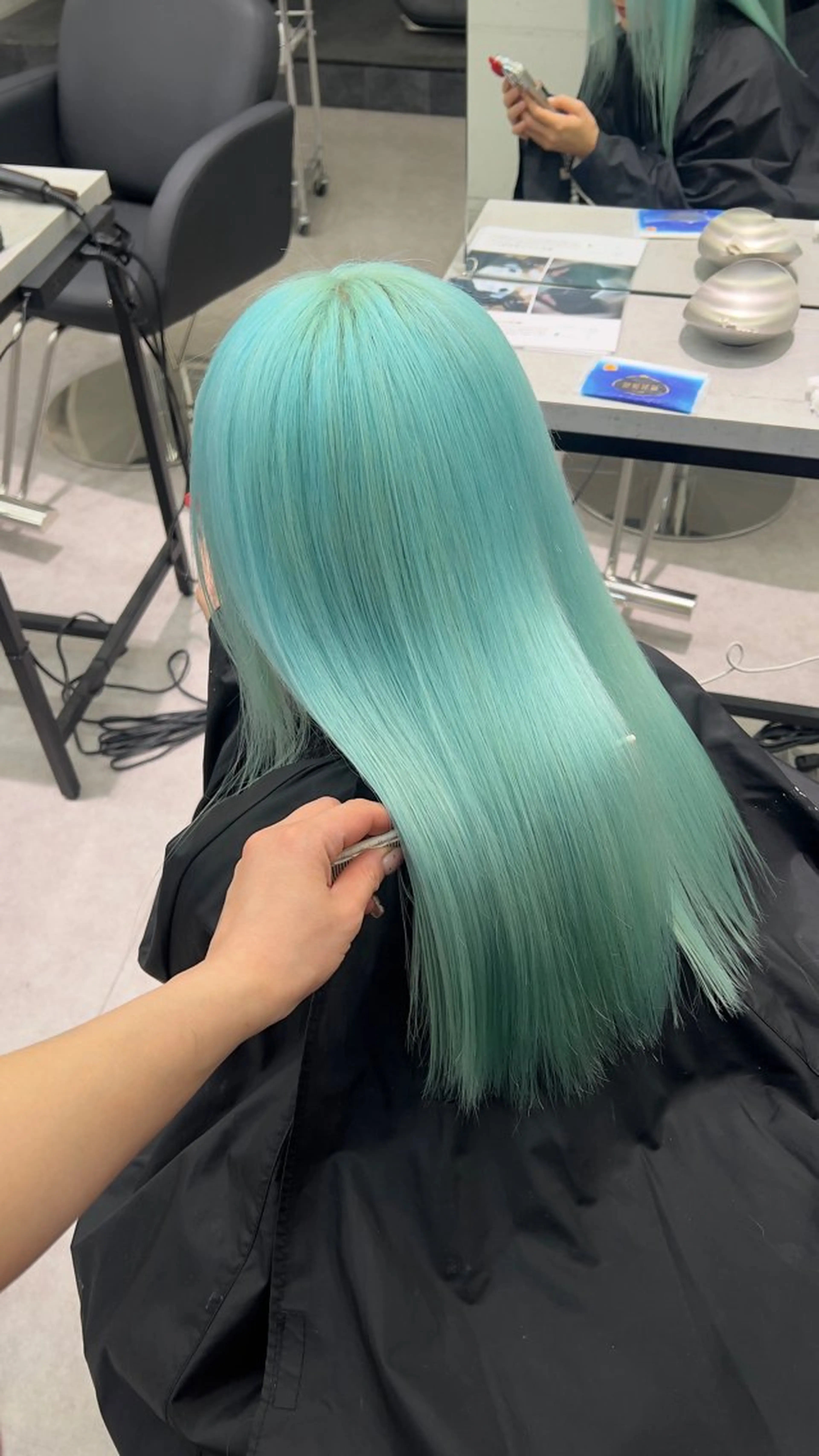 セミロング カラー ブリーチ ケアブリーチ ハイトーンカラー ミント ヘアカラー 渋谷ハイトーン/ エクステ/さきののヘアスタイル