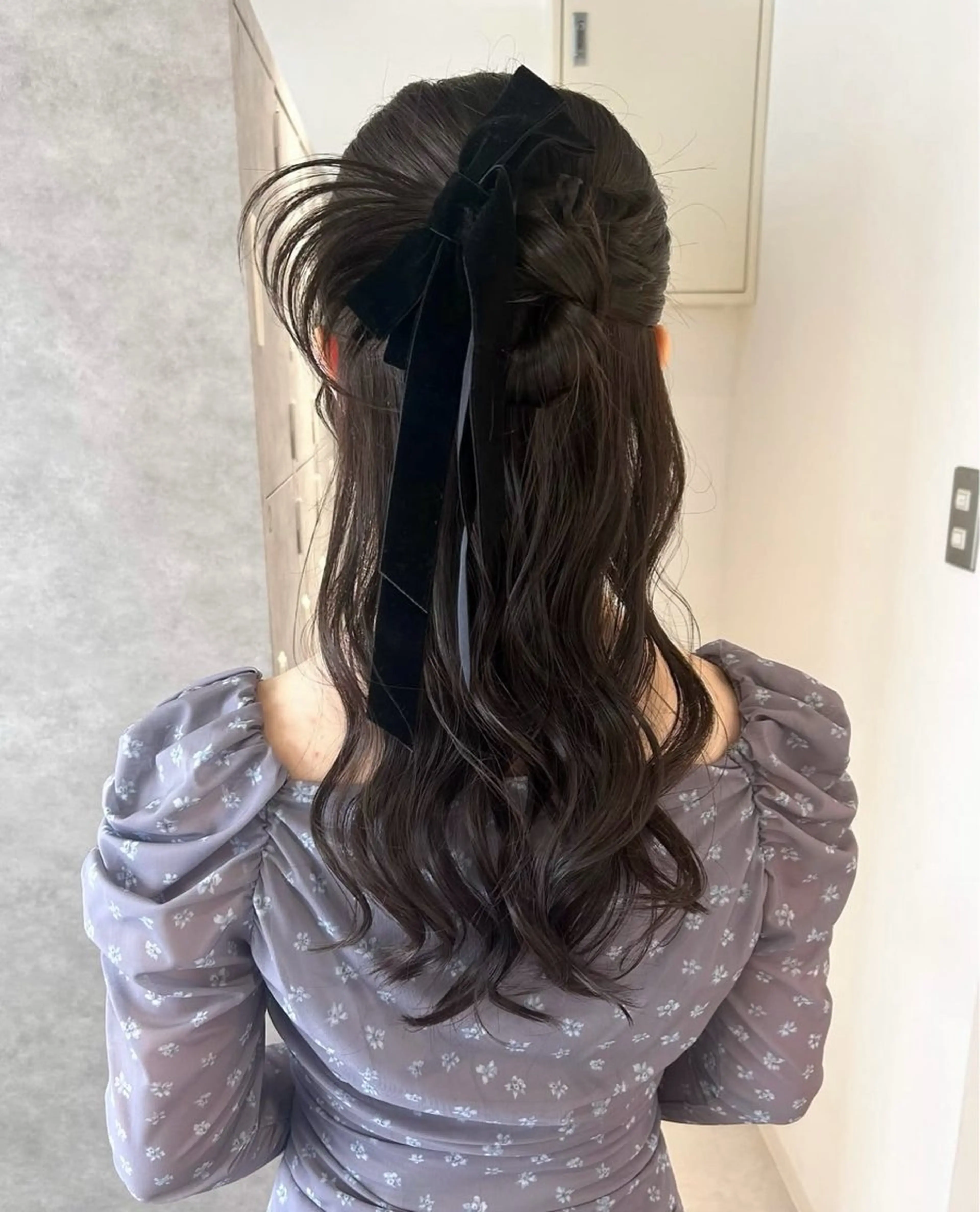 ヘアアレンジ Nana/透けカラー ×似合わせカットのヘアスタイル