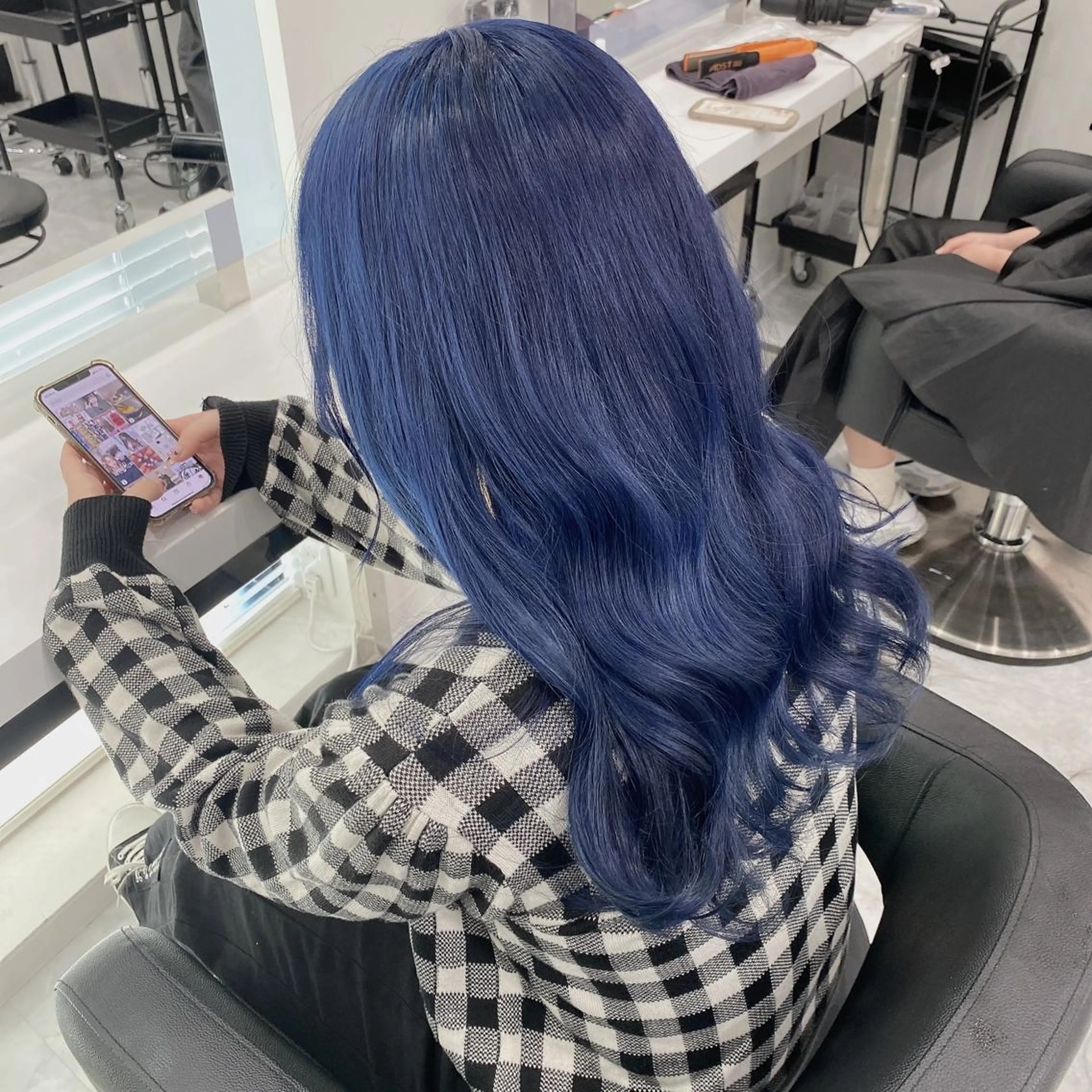 セミロング カラー ［銀座］淡色 ラベンダー🫧大村のヘアスタイル