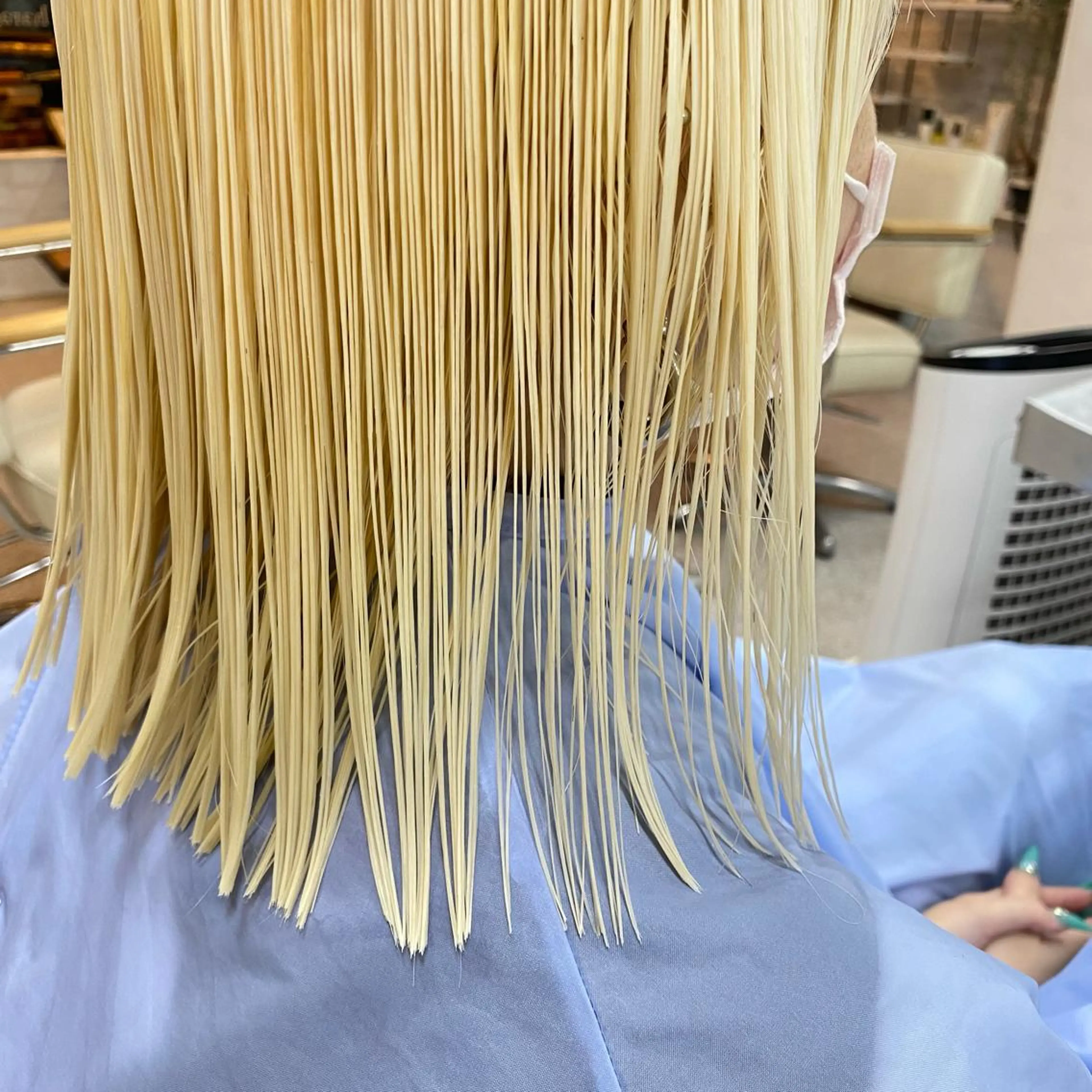 ミディアム カラー エクステ ハイトーン 💭黒崎ハルカのヘアスタイル