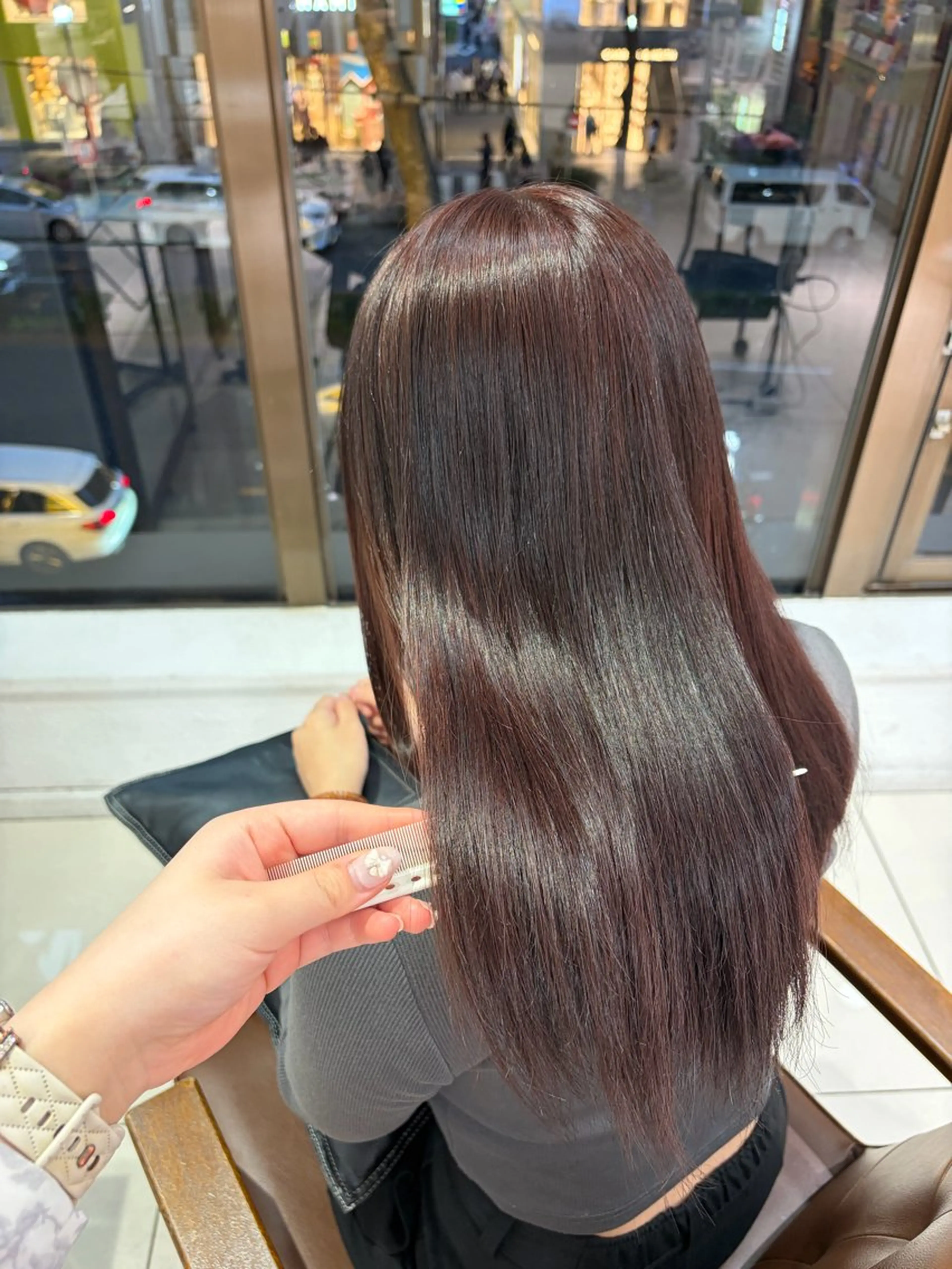 ロング ヘアカラー トリートメント 髪質改善🫧透明感 カラー💞はな🎀のヘアスタイル