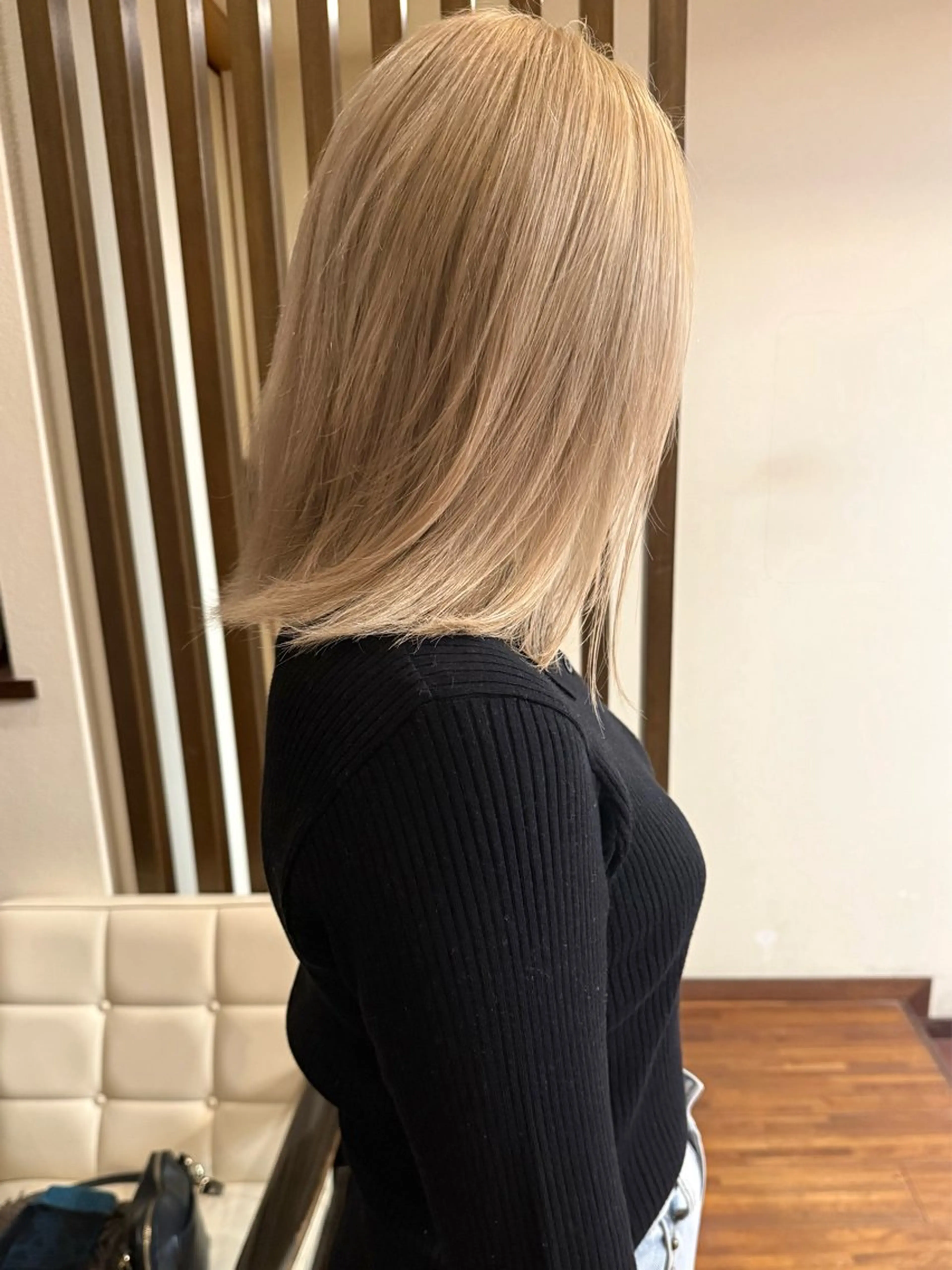 ミディアム カラー ベージュカラー カット ヘアカラー トリートメント 田室 和幸のヘアスタイル