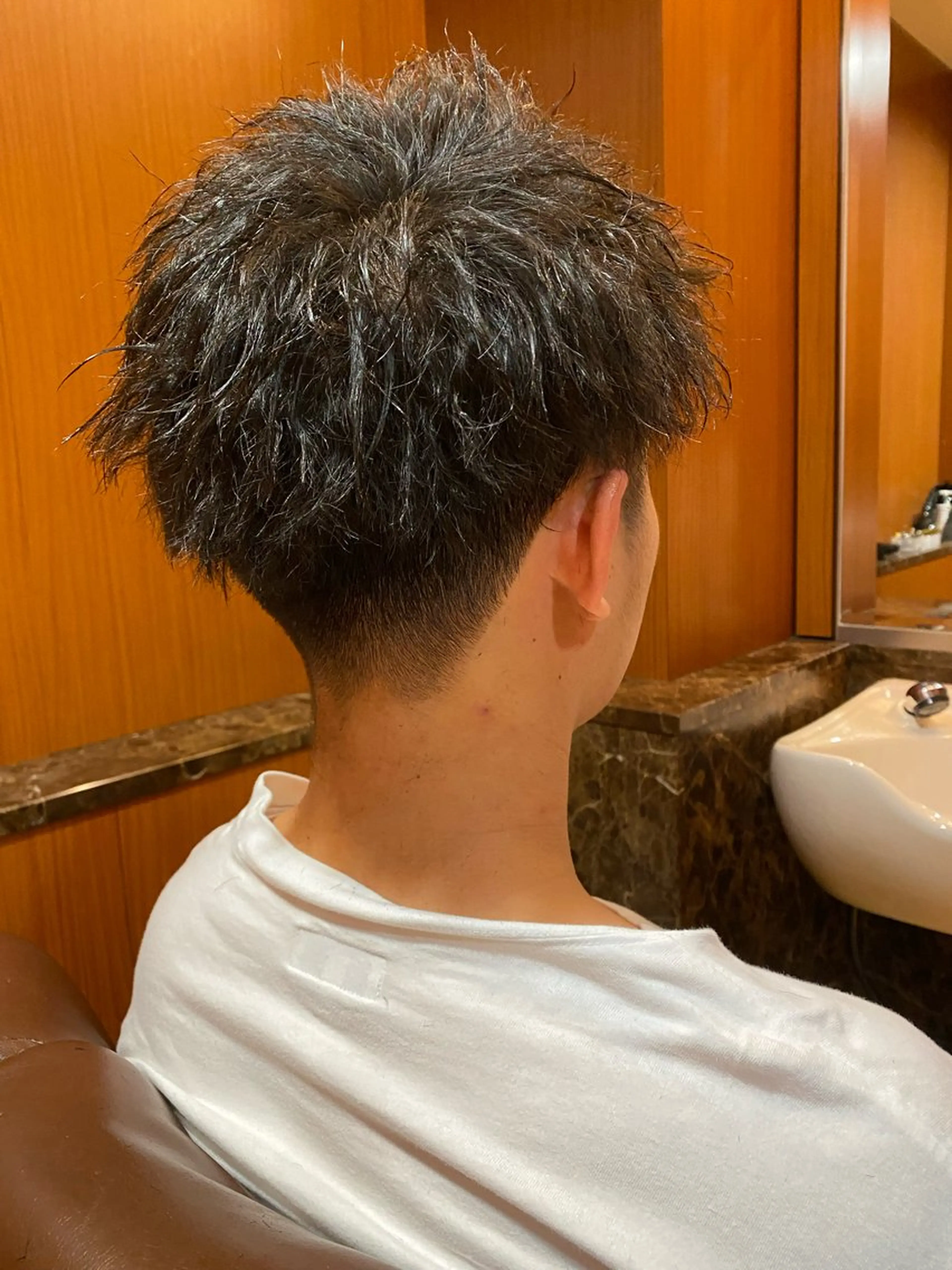 ミディアム ミディアムパーマ ツイストパーマ 北川 竜也のヘアスタイル