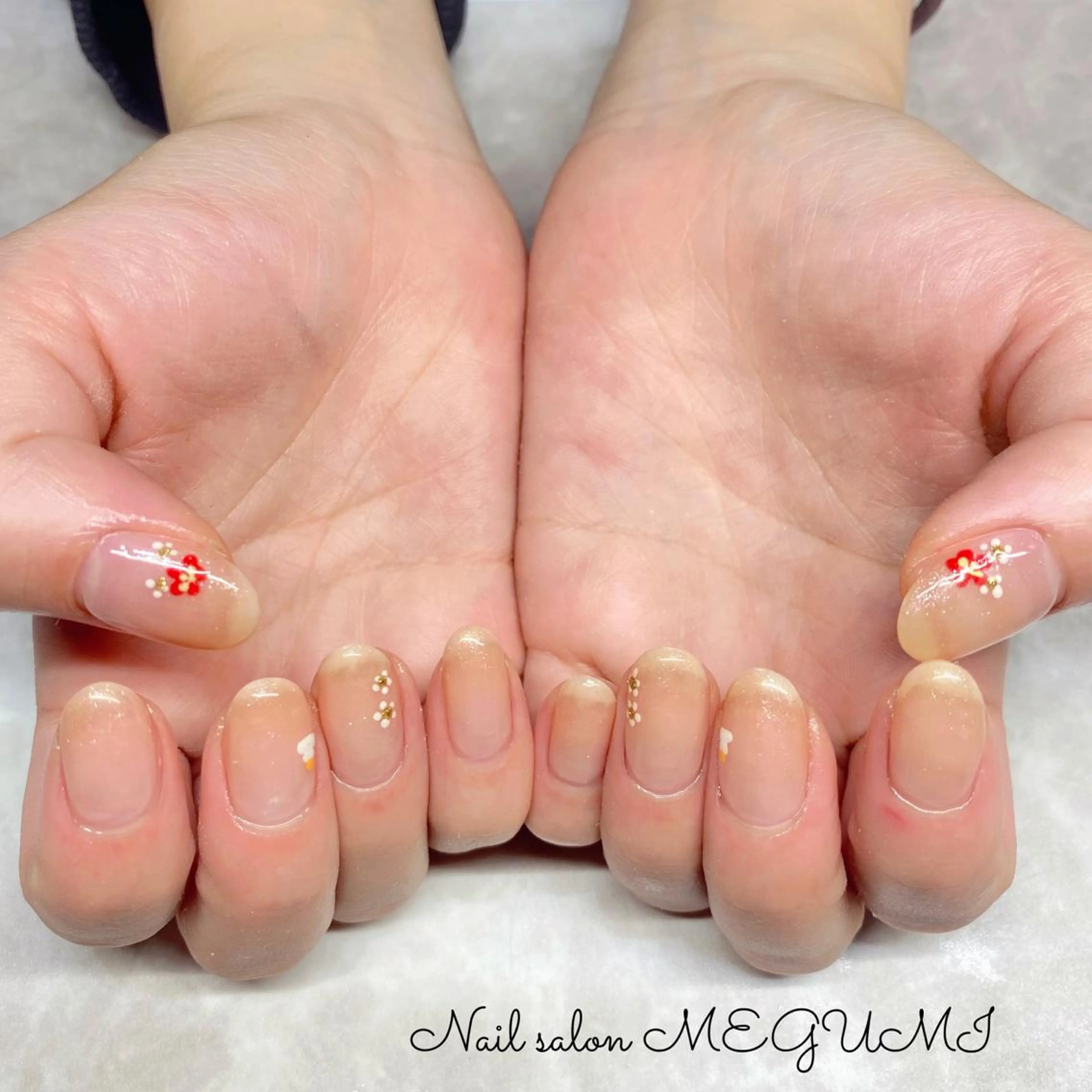 ネイル Nail salon MEGUMIのネイルデザイン