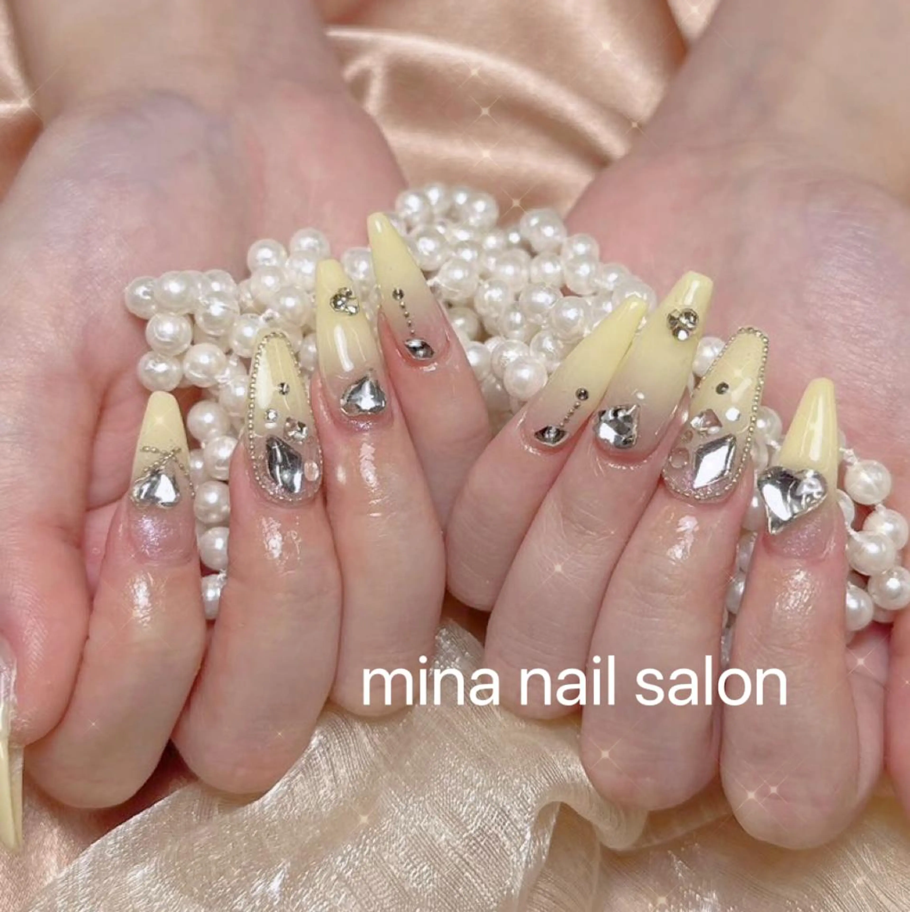 ネイル 奈 奈のネイルデザイン