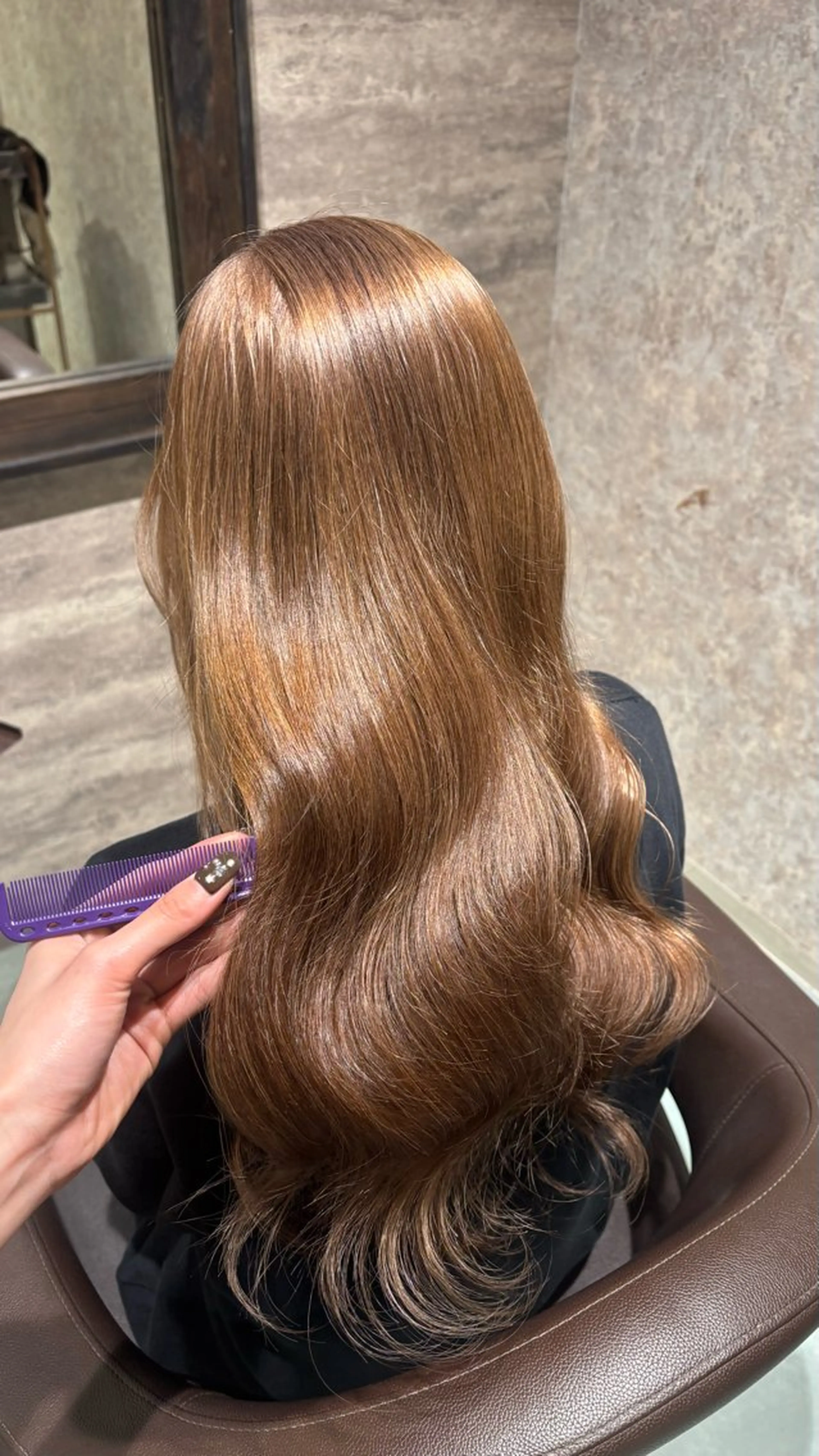 ロング カラー ベージュカラー ブラウンカラー ブラウンベージュ ヘアカラー 東田 さくらのヘアスタイル