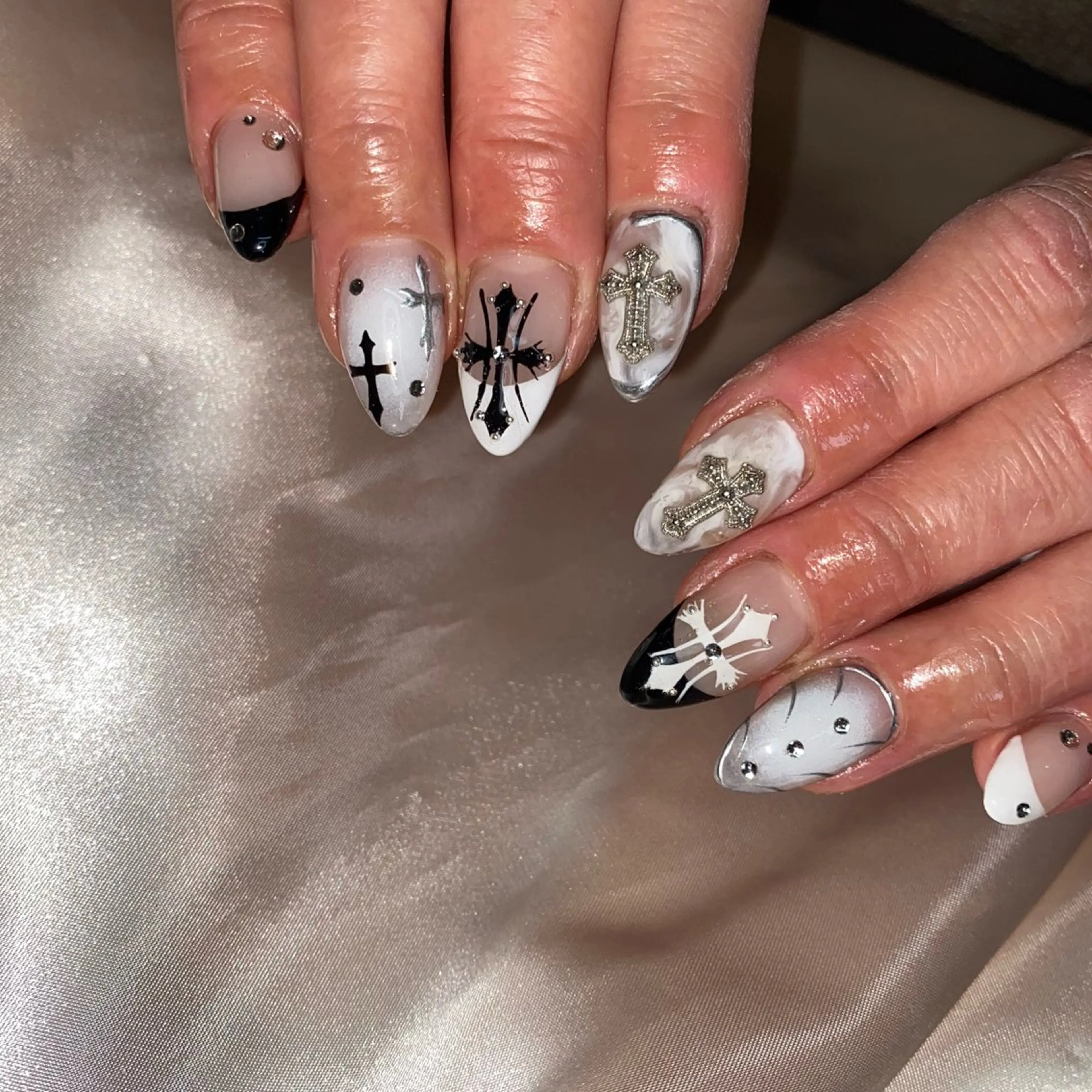 ネイル ハンドネイル la vie Luire ｱｽｶのネイルデザイン