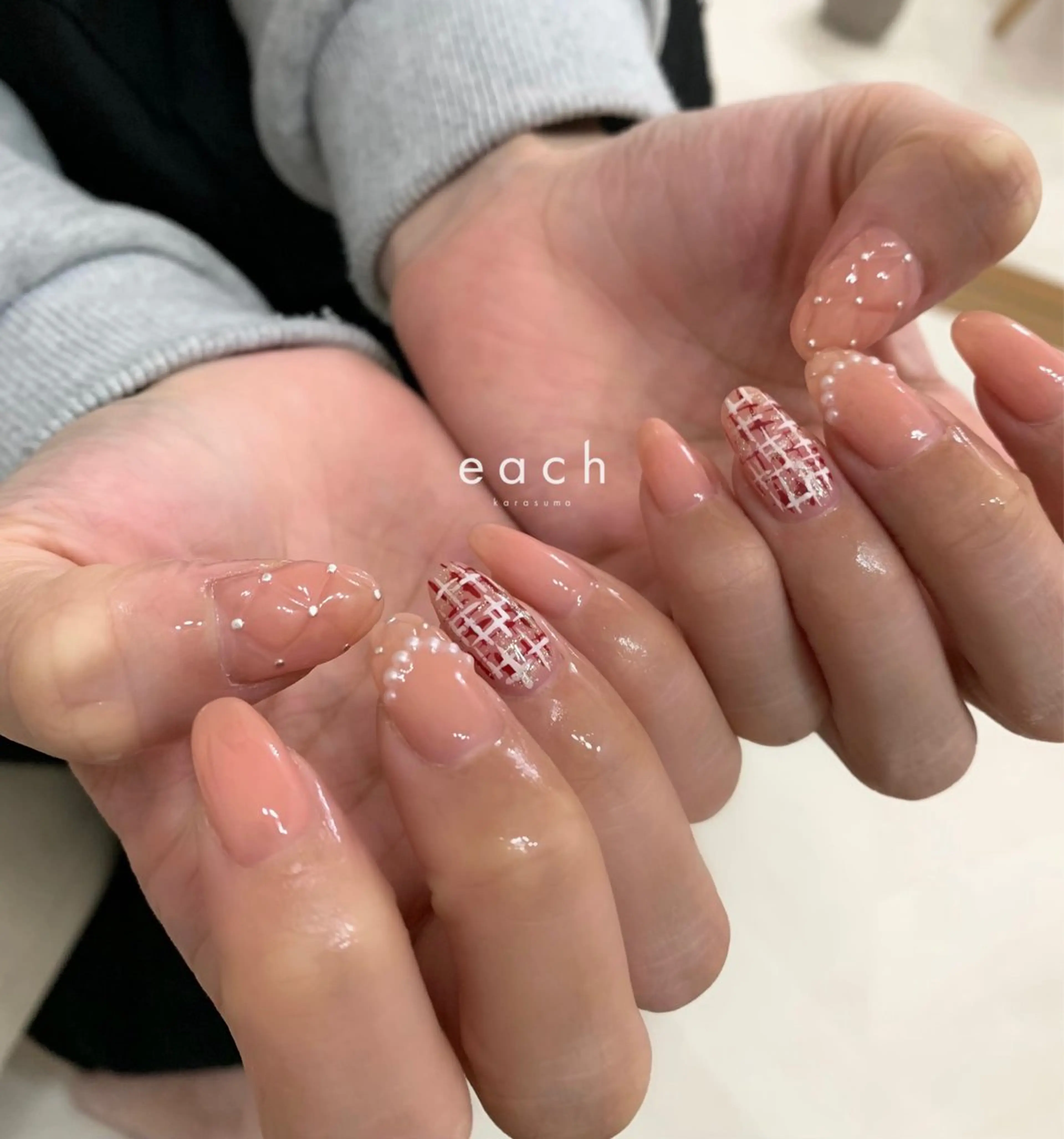 ネイル each Hibikiのネイルデザイン