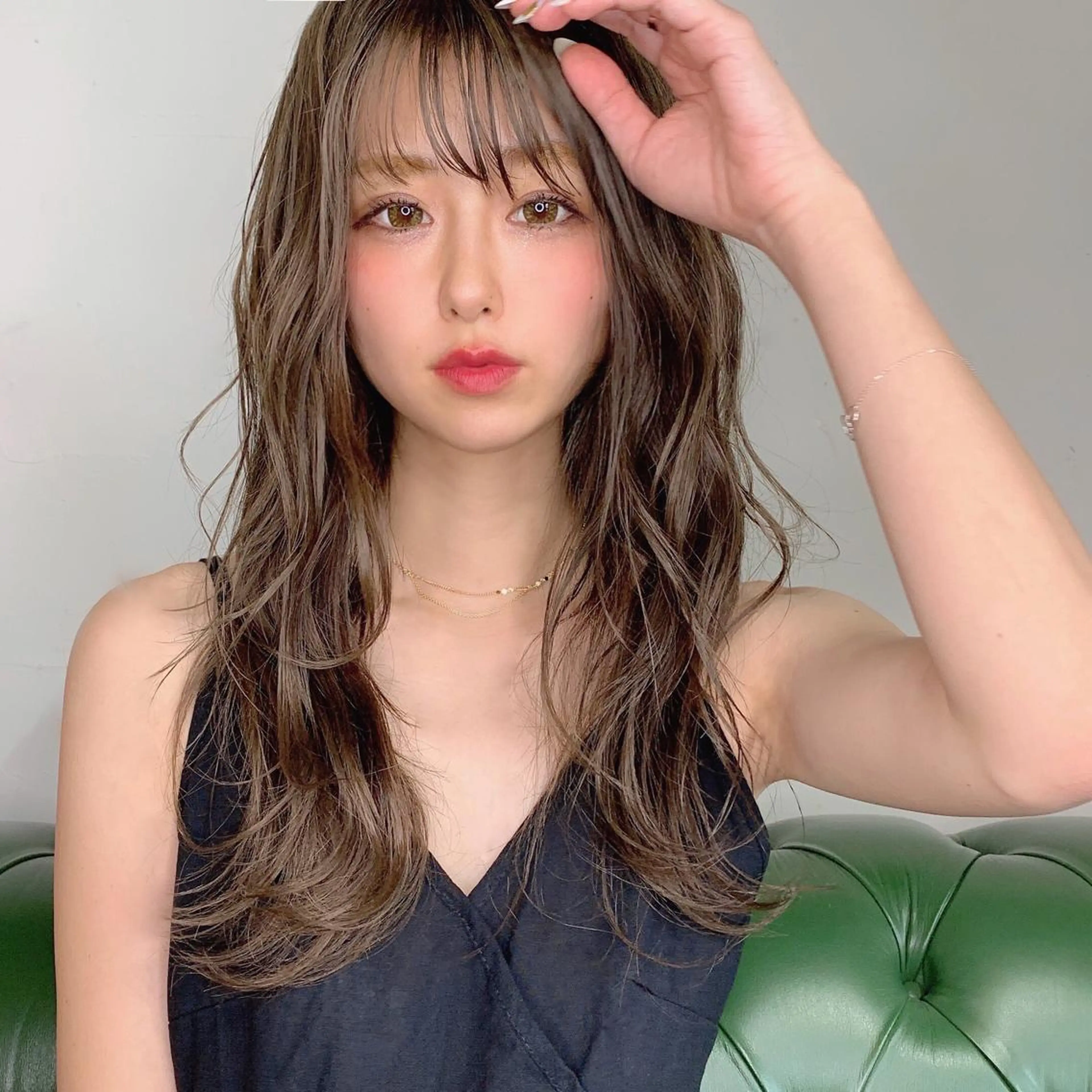ロング YOKOI SHINJIのヘアスタイル