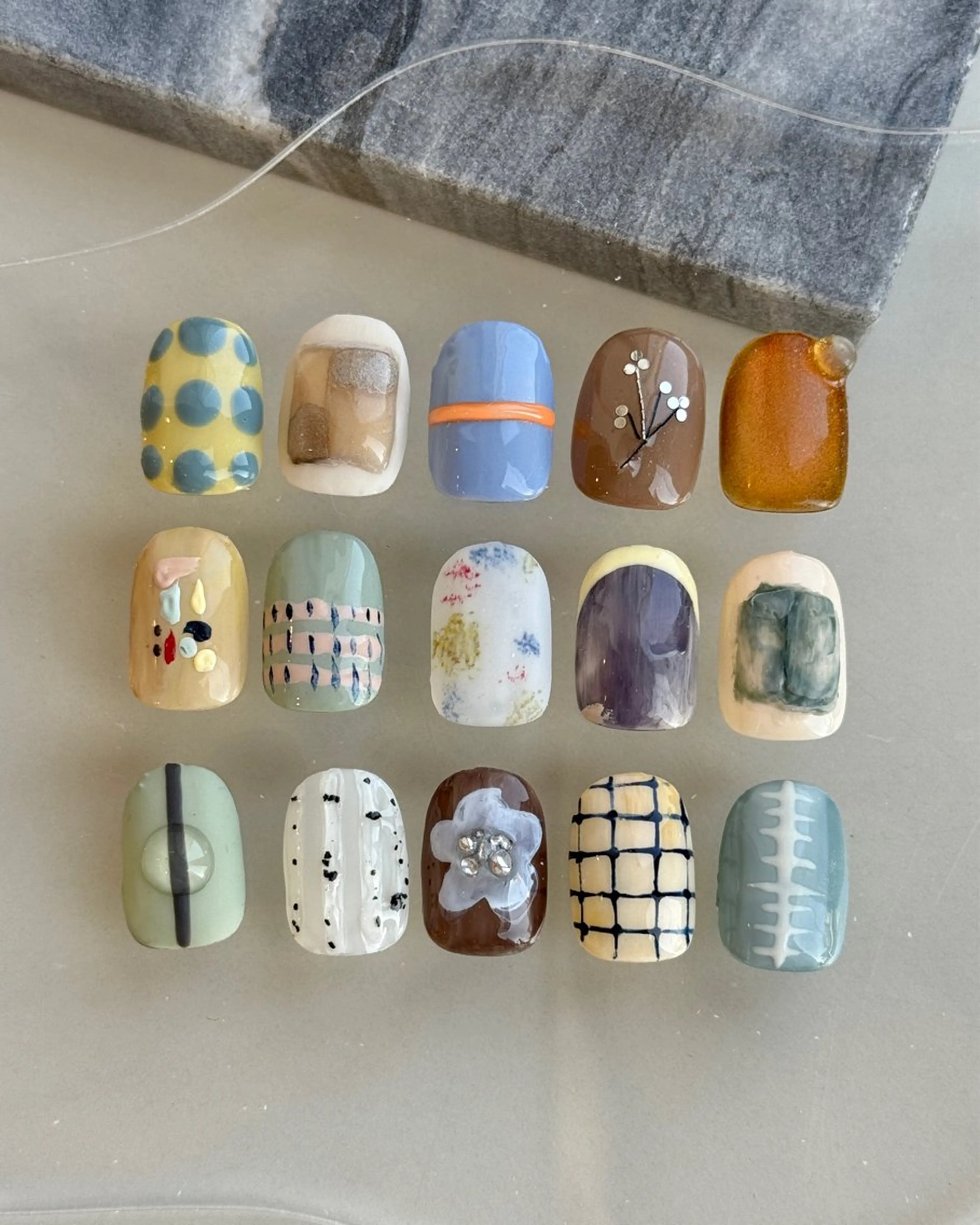 ネイル ハンドネイル 深田 美雪のネイルデザイン