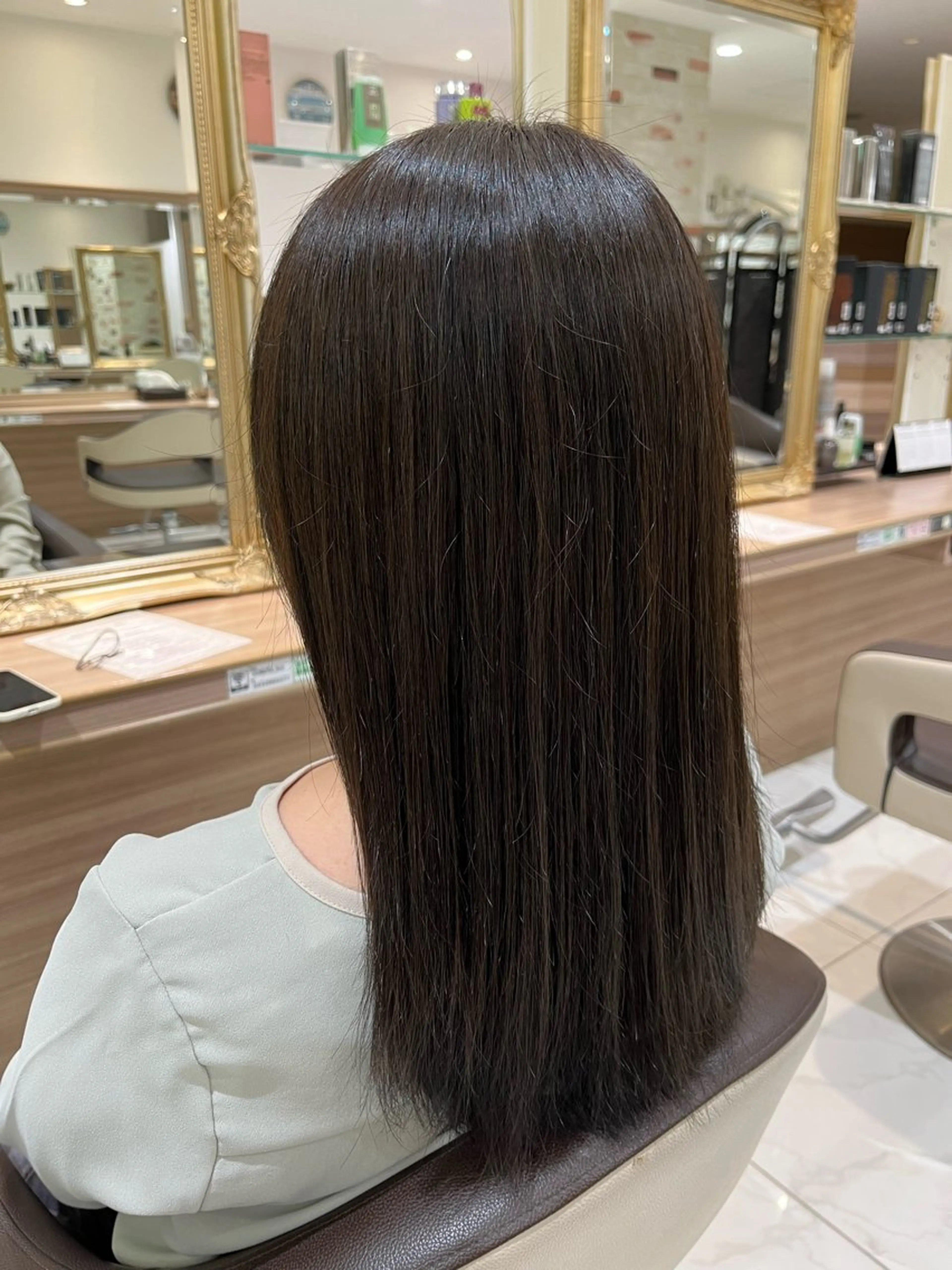 カラー 山下 由未佳のヘアスタイル