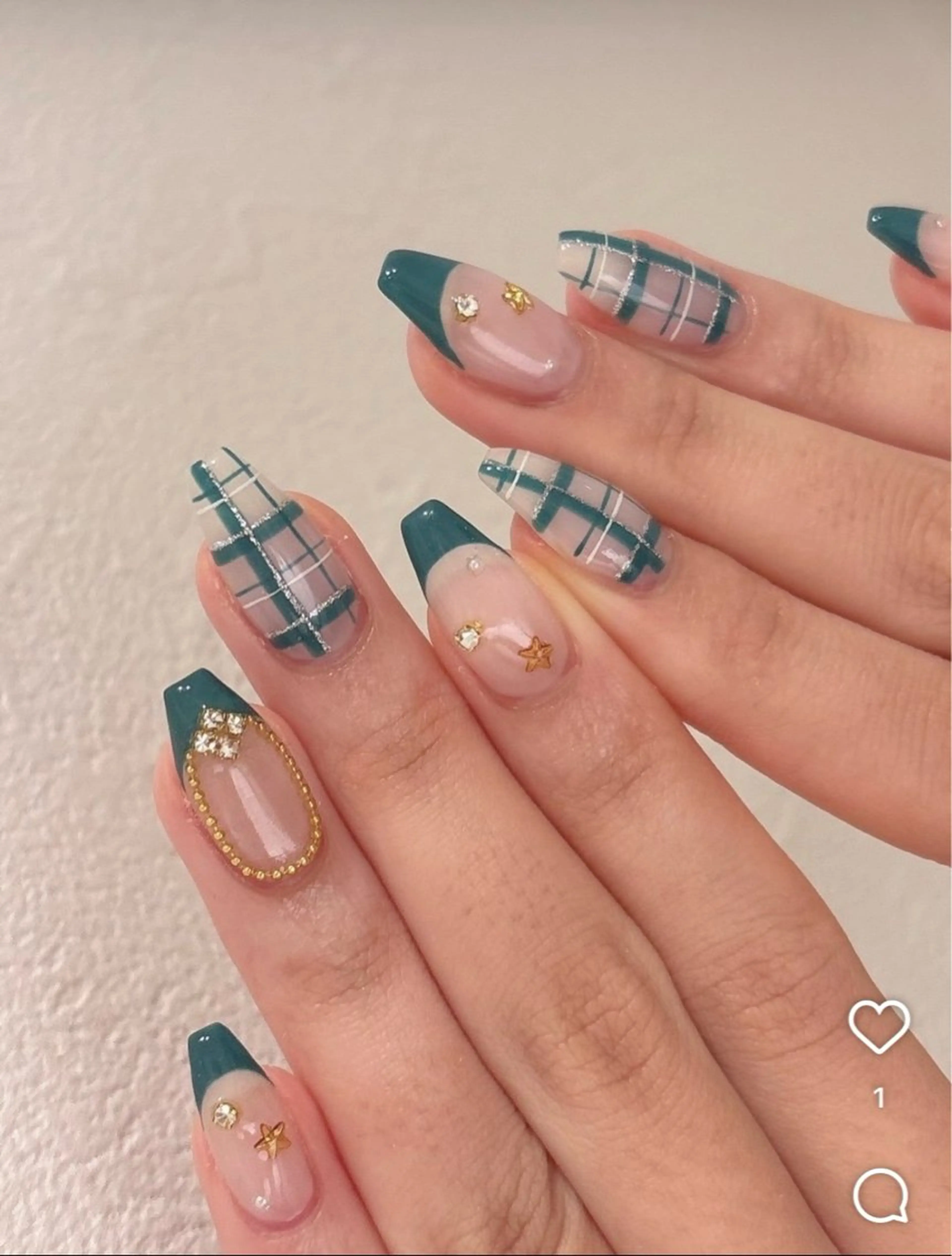ネイル アートネイル ジェルネイル ガーリー キラキラネイル Nihonthy Nail 新宿のネイルデザイン