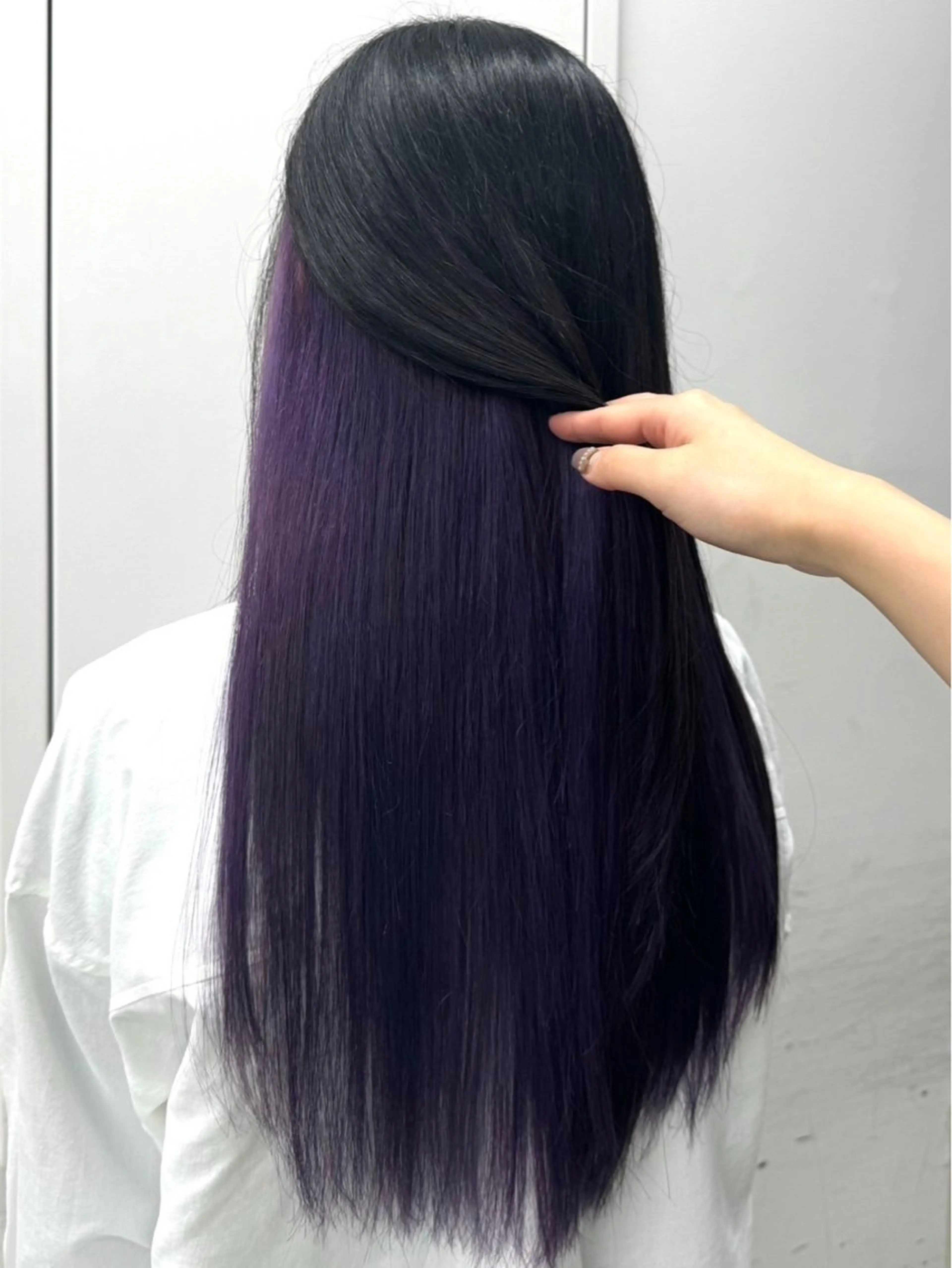 ロング ✨透明感艶カラー YUKI✨のヘアスタイル