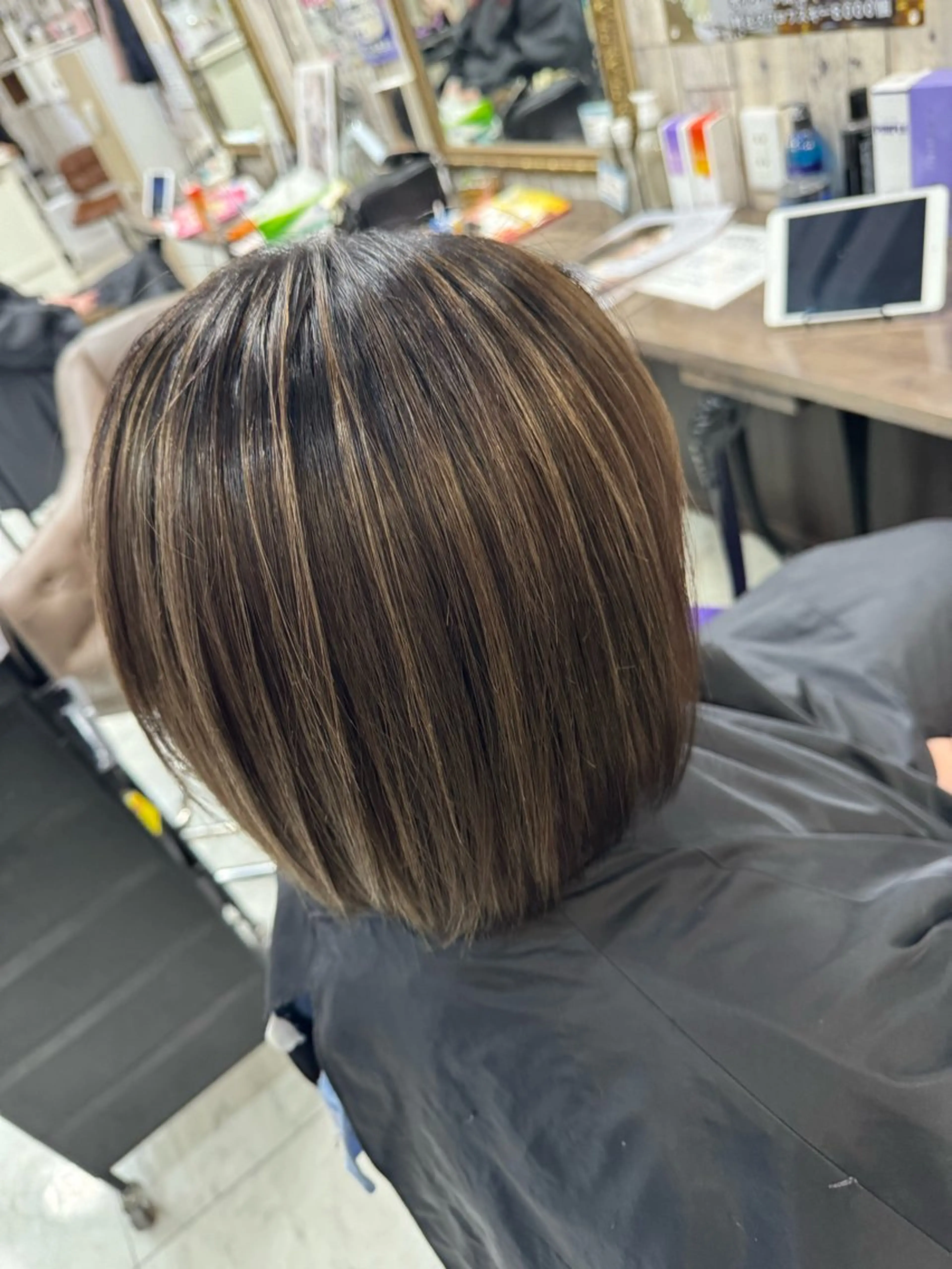 ショート ヘアカラー Arphy/ /のヘアスタイル