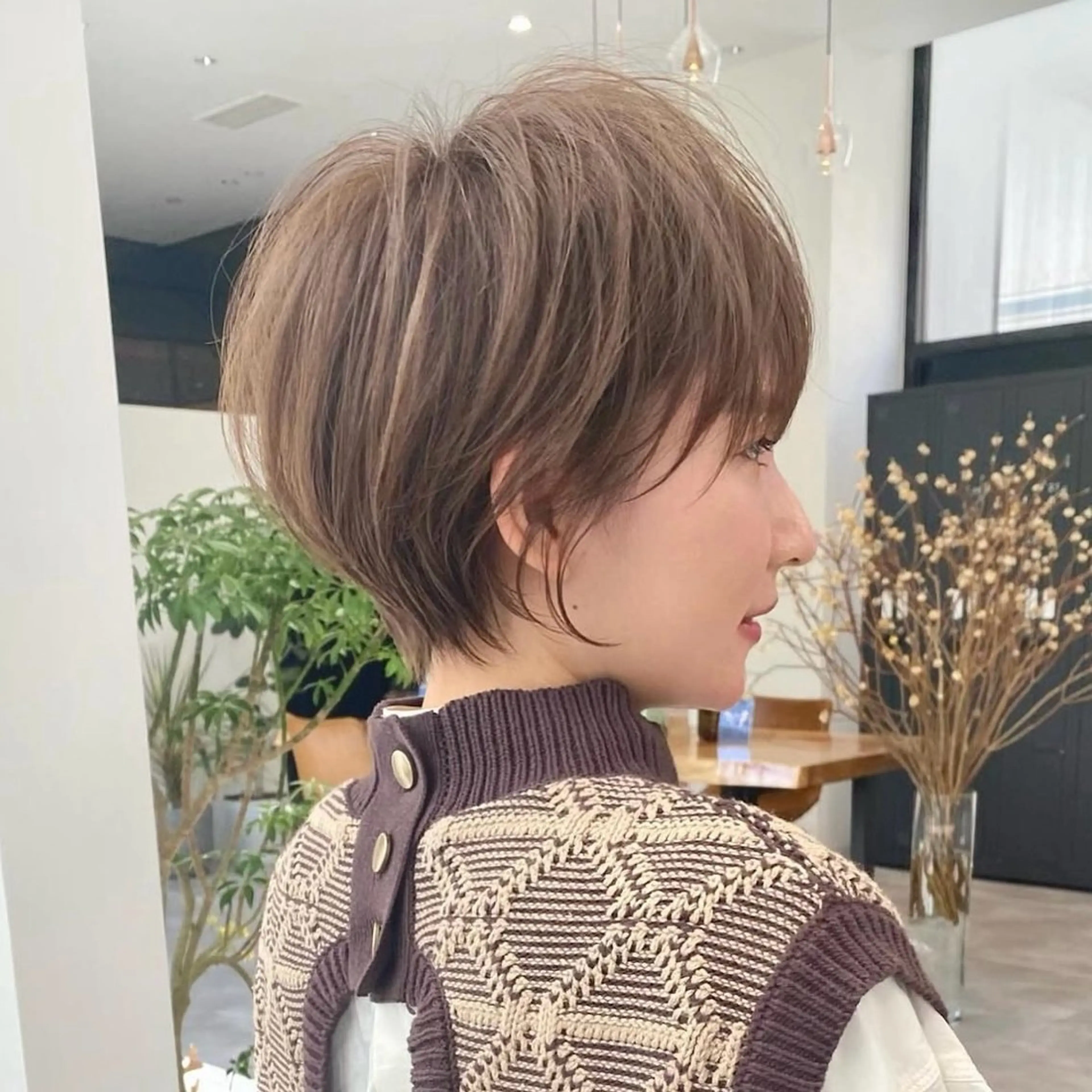 似合わせカット➕透明感カラー➕4stepAujuaトリートメント【ショート限定✨️】の写真