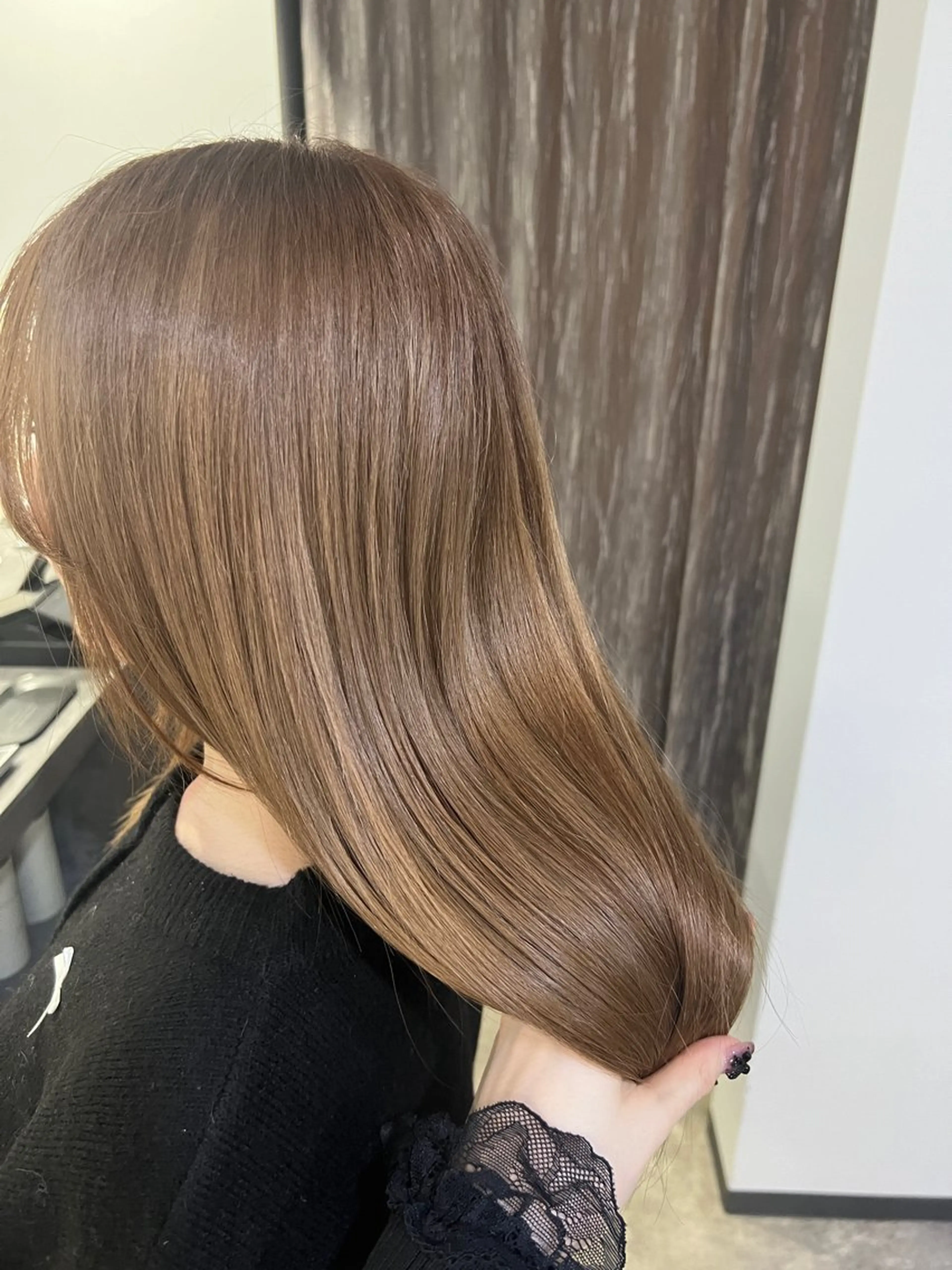 ロング 宮城 萌のヘアスタイル