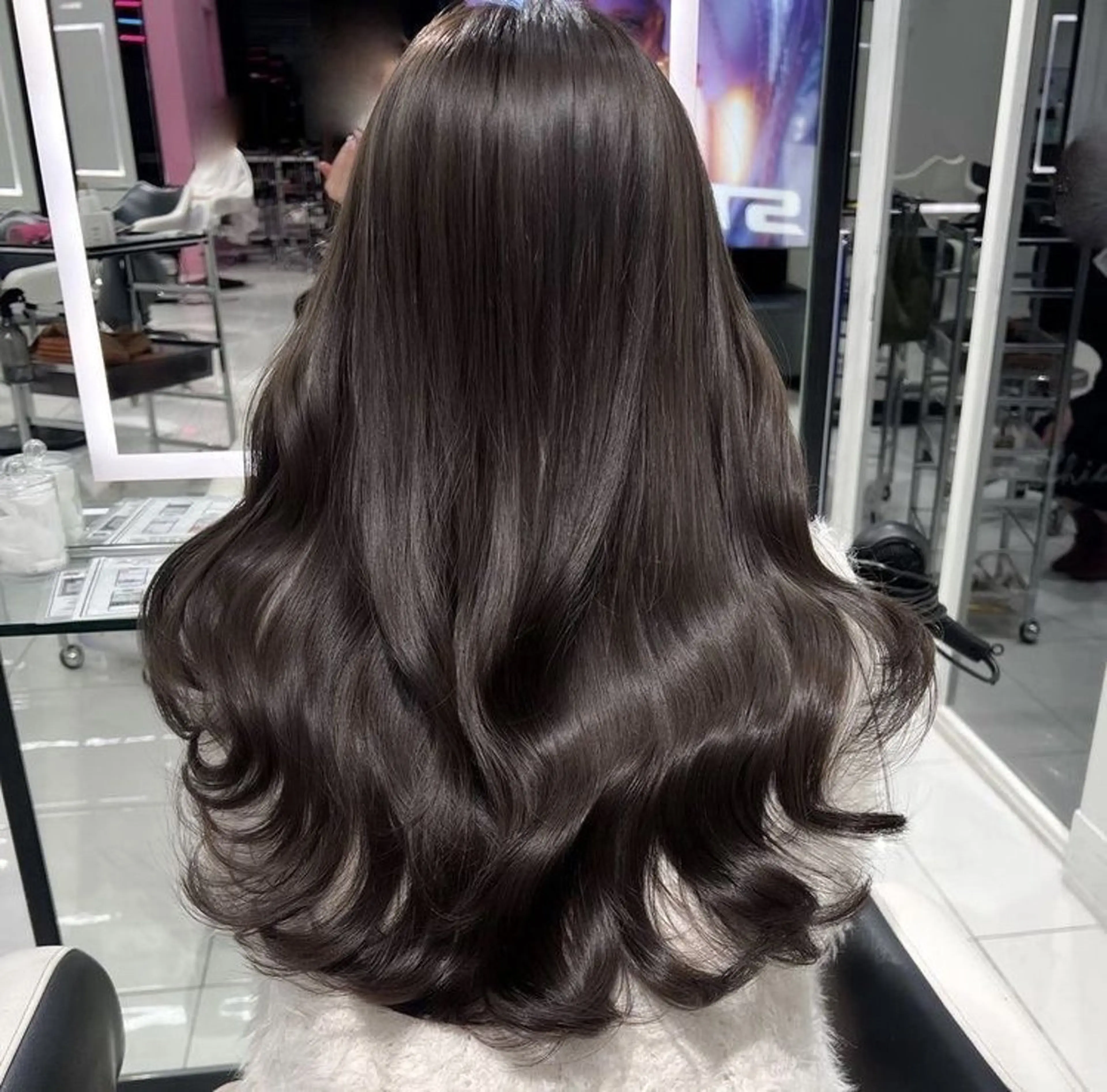 ロング カラー ブラウンカラー 透明感カラー ラベンダーカラー ヘアカラー トリートメント IENA所属・IENA髪質改善 🍒honokaのヘアスタイル