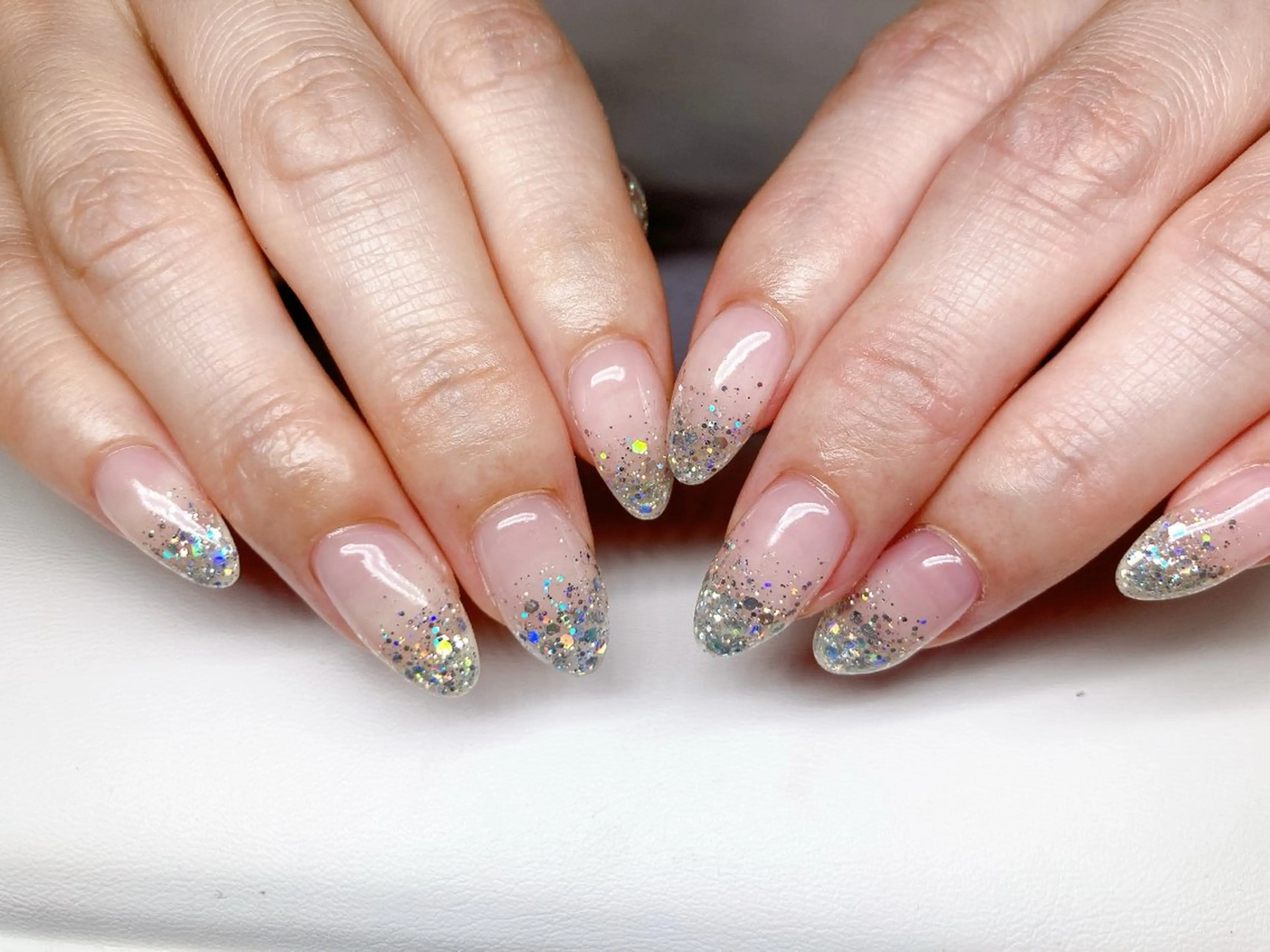 ネイル ECLAT エクラ所属・寺山 千鶴のネイルデザイン