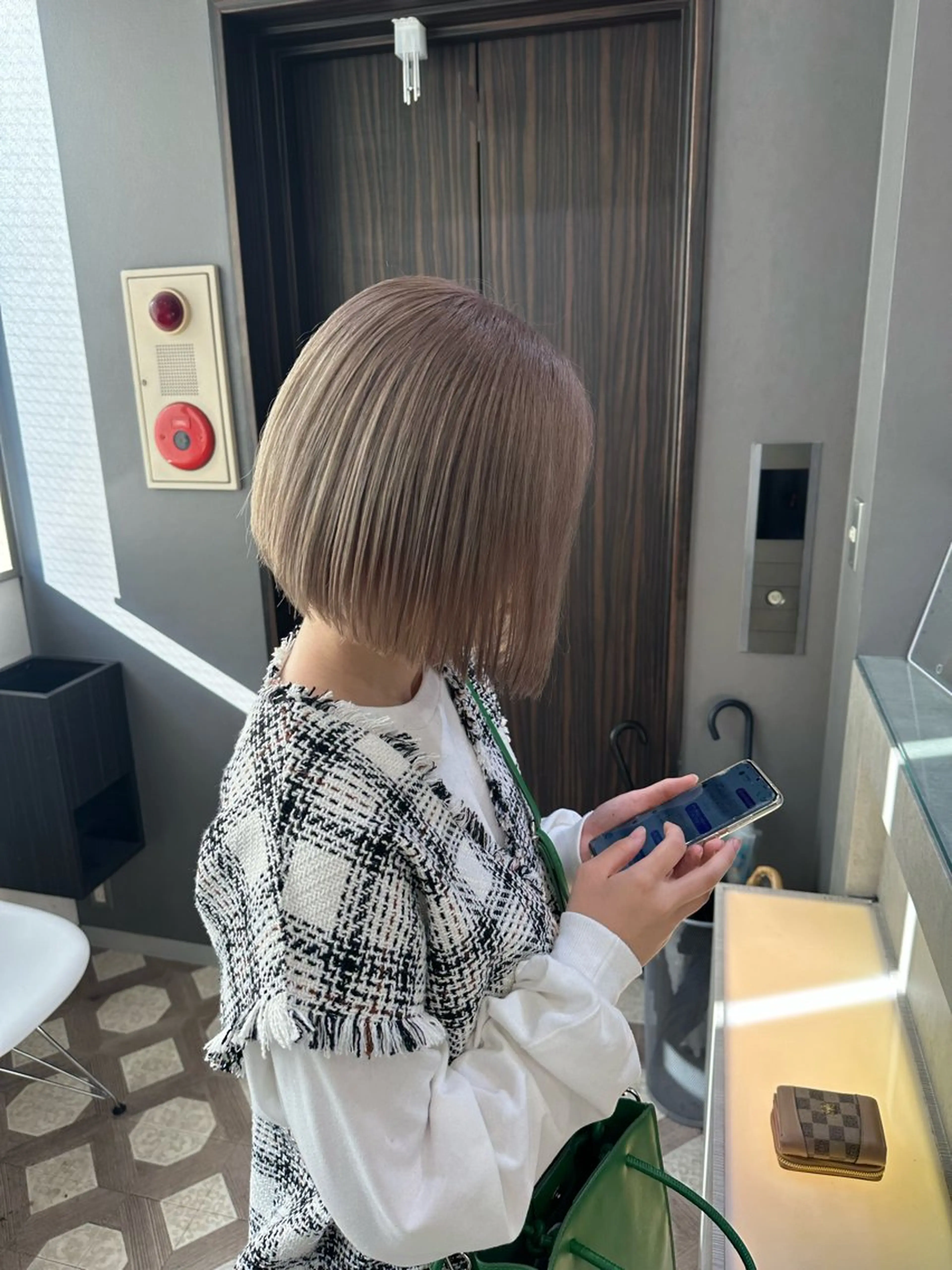 ミディアム カラー Roi ofGiseLのヘアスタイル