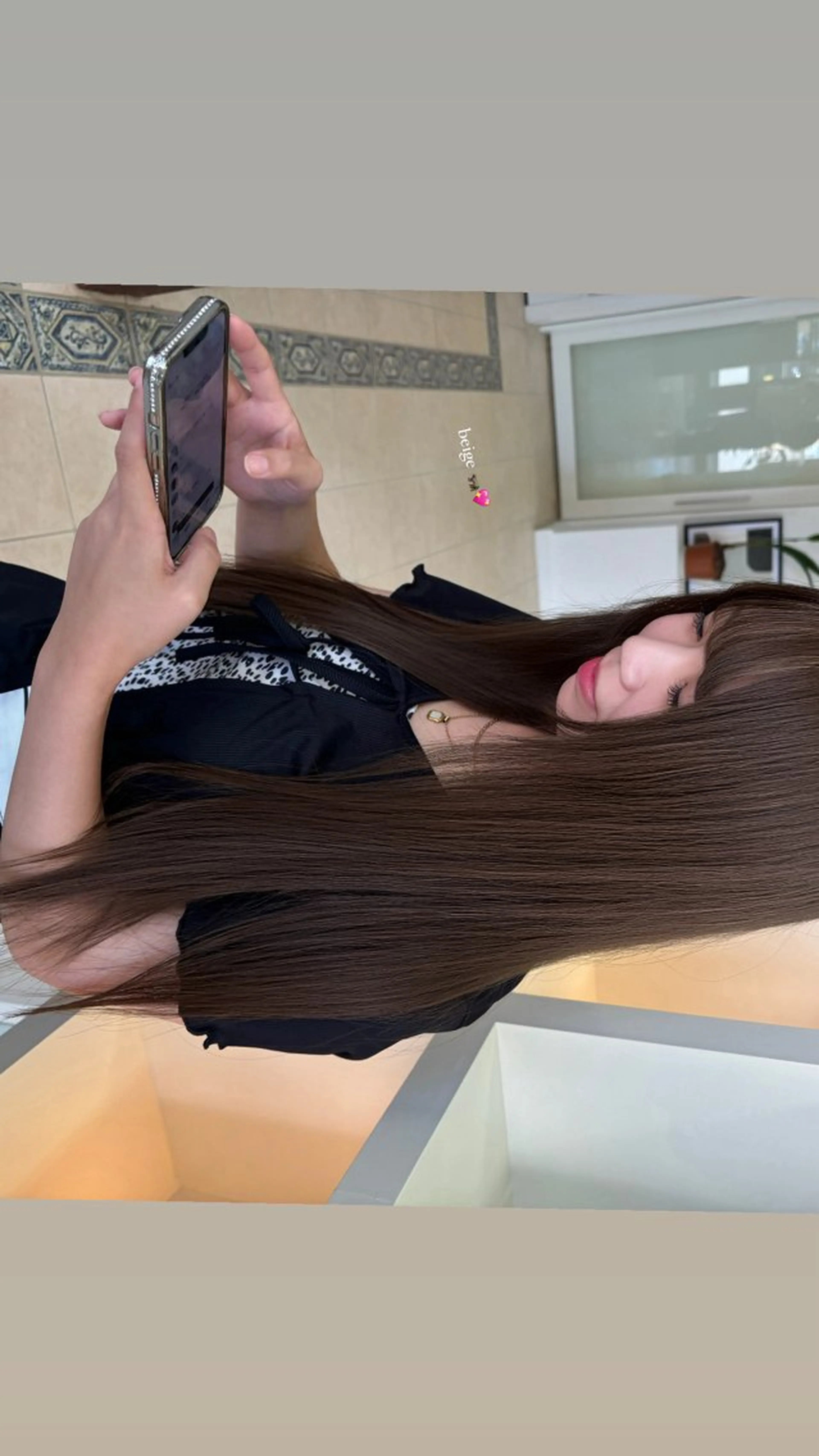 ロング alu yuinaのヘアスタイル