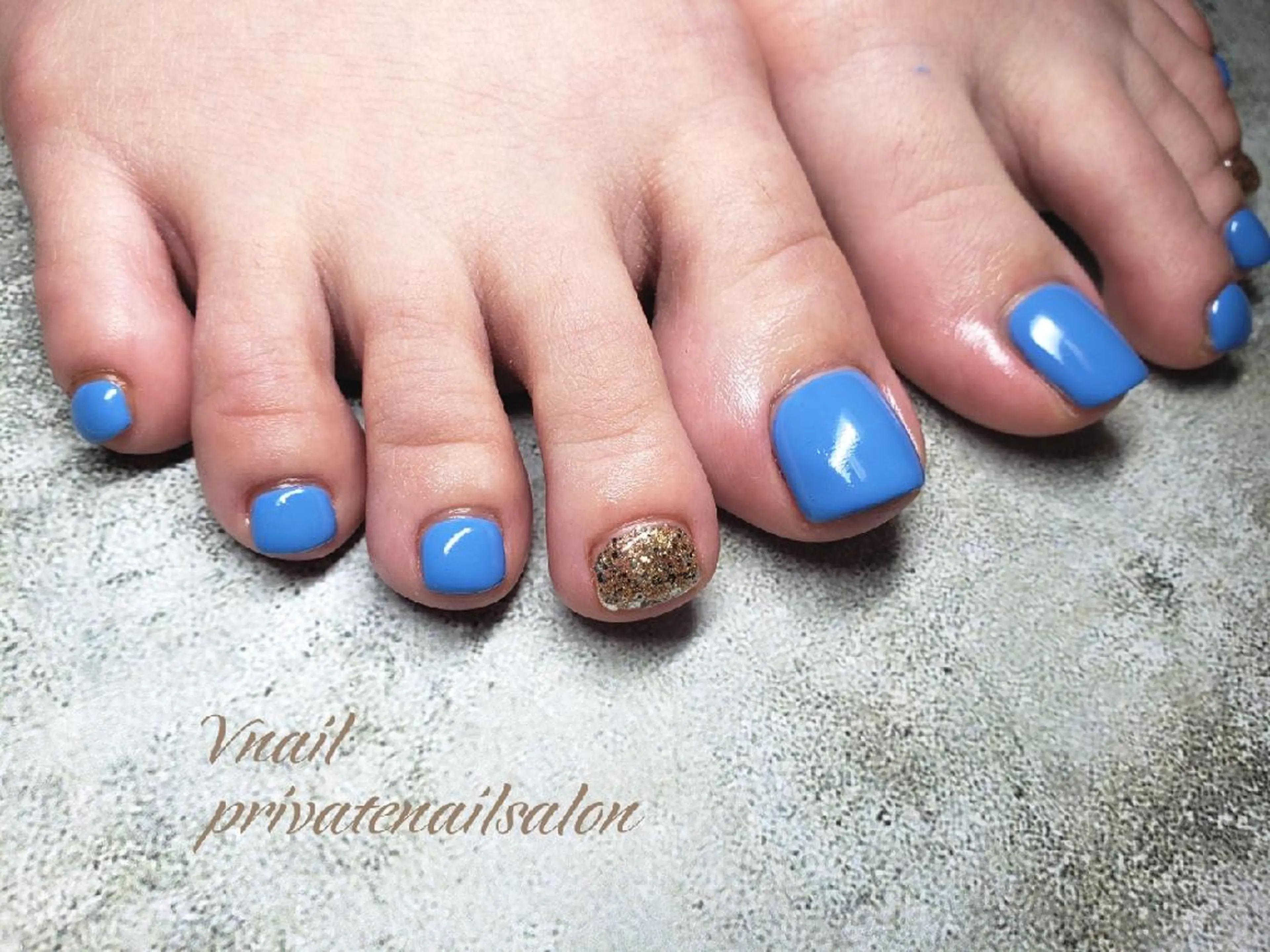 ネイル フットネイル ワンカラーネイル フットネイル V. nailのネイルデザイン