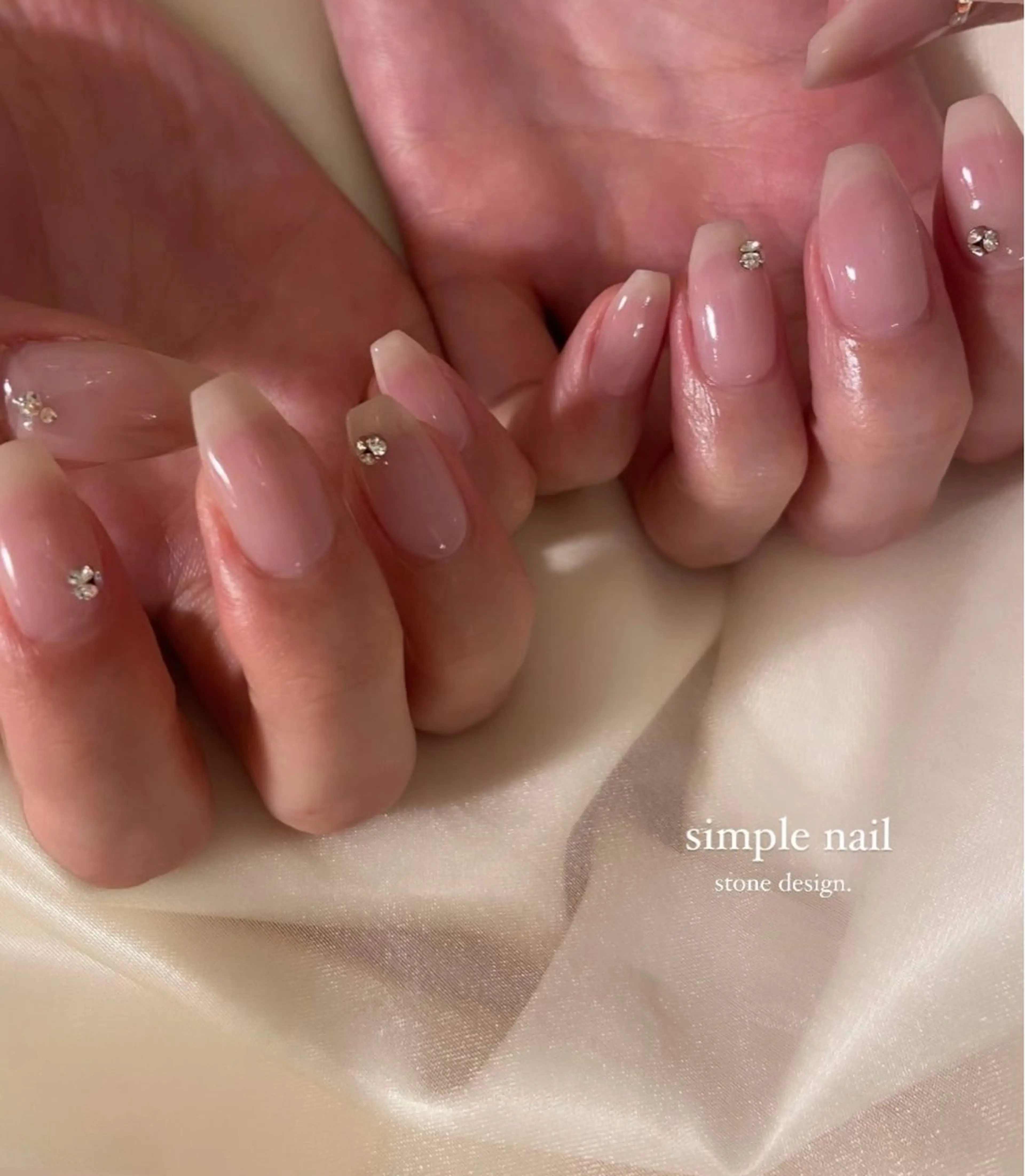 ネイル Luneil VIP Deskのネイルデザイン