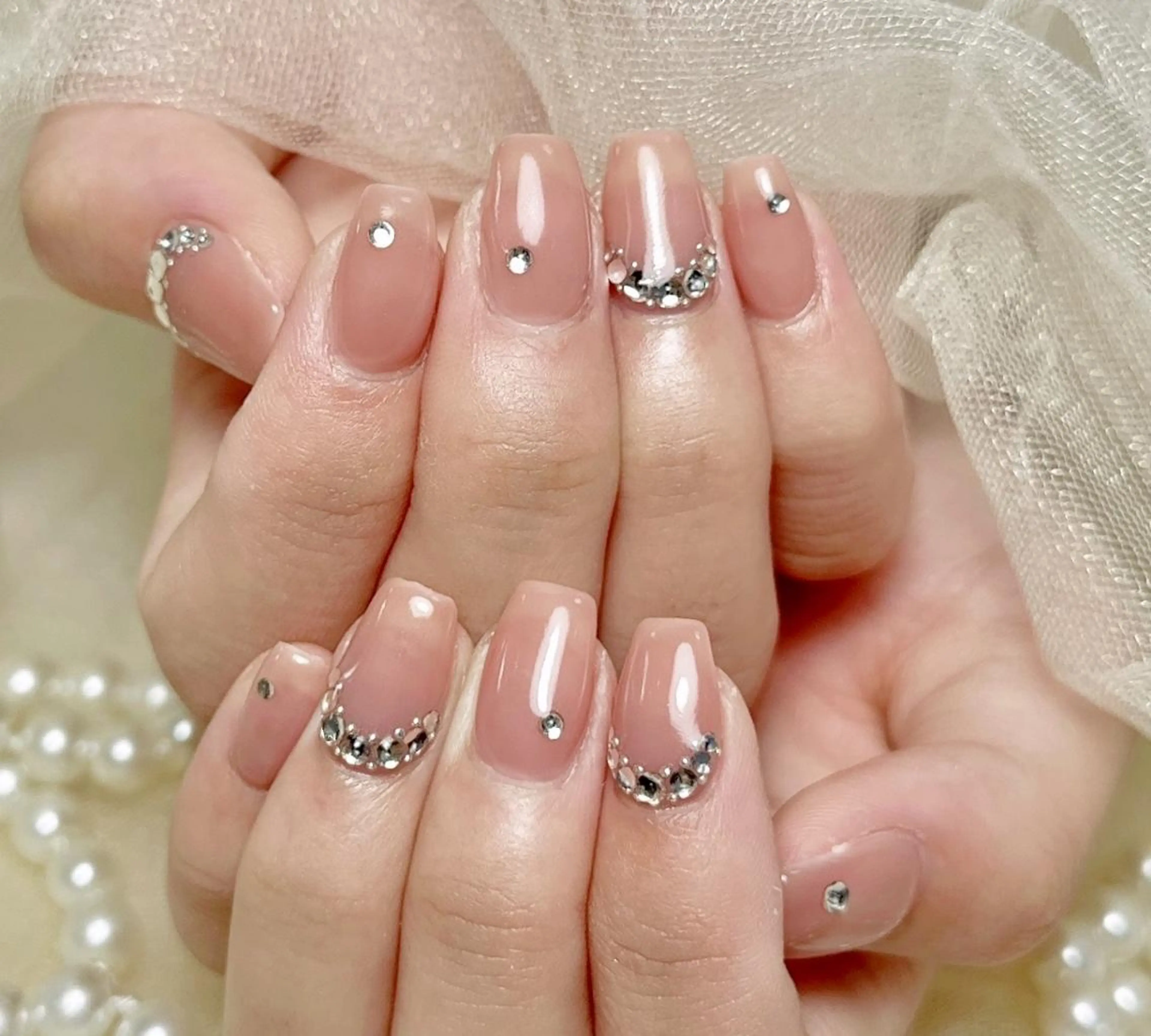 ネイル Queenie 🦋のネイルデザイン