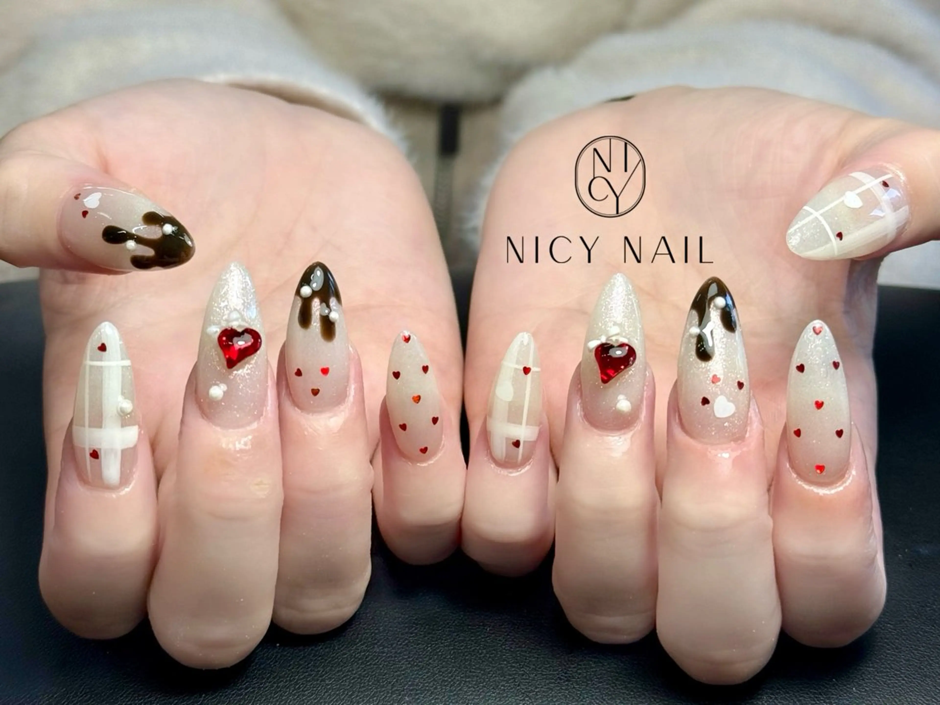 ネイル ハンドネイル Anna_ Nicy Nailのネイルデザイン
