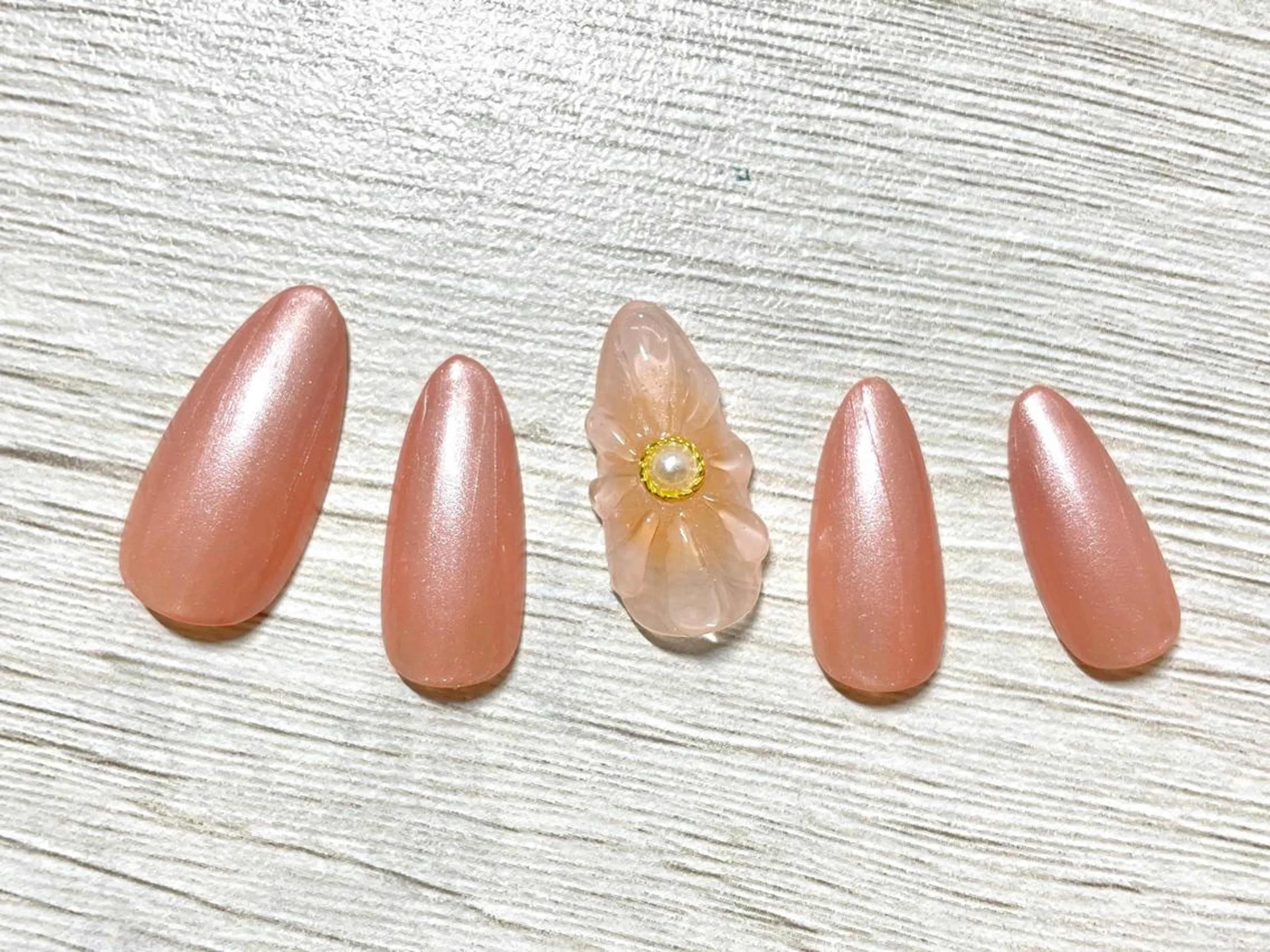 ネイル Neige 𓂃 aiのネイルデザイン