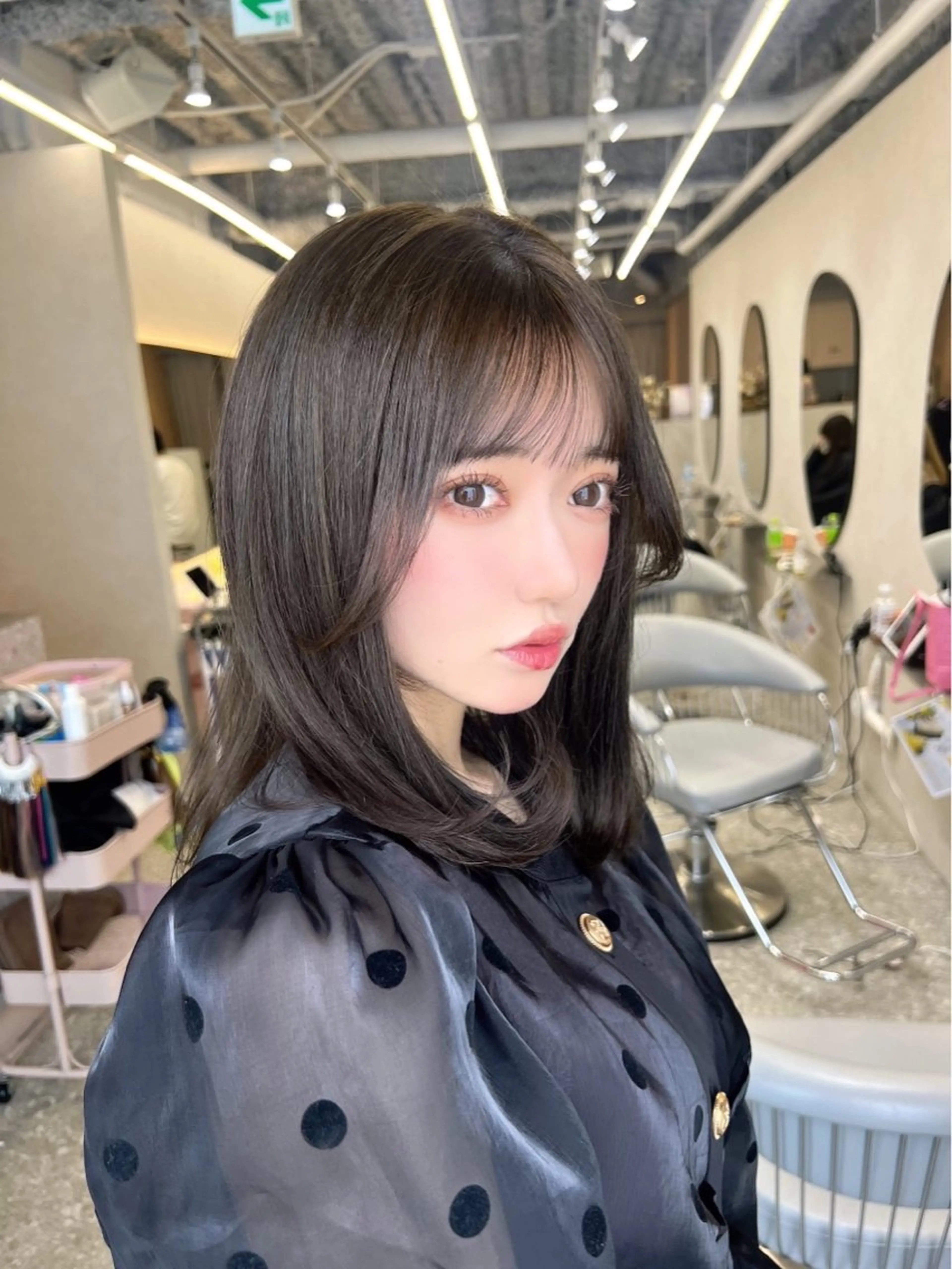 ミディアム カラー パーマ シールエクステ ブリーチ ダブルカラー イヤリングカラー インナーカラー 新宿/韓国風レイヤー エクステ/YUTOのヘアスタイル