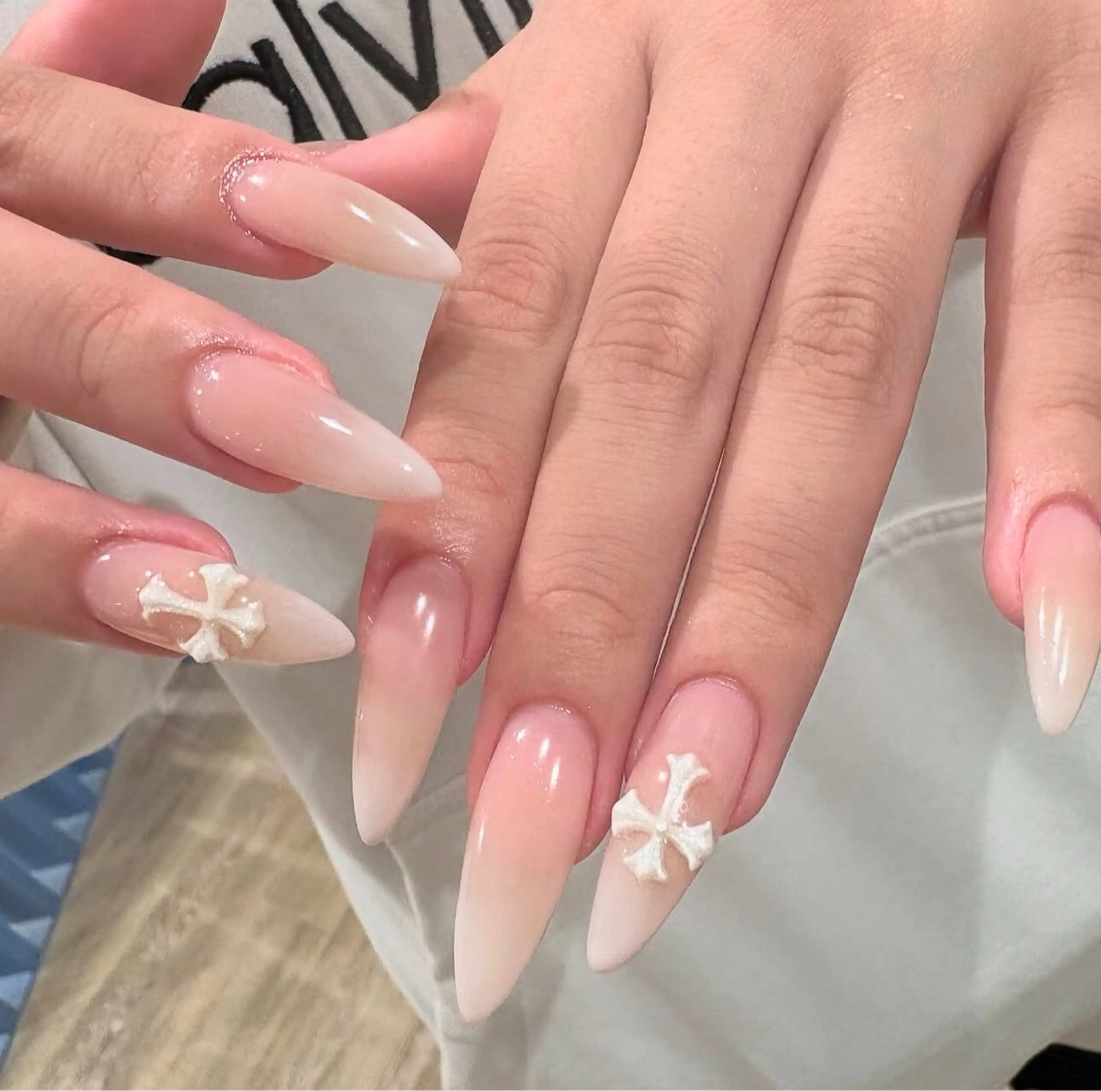 ネイル フレンチネイル ジェルネイル ハロウィン キラキラネイル 韓国ネイル H.baby Nail Salonのネイルデザイン