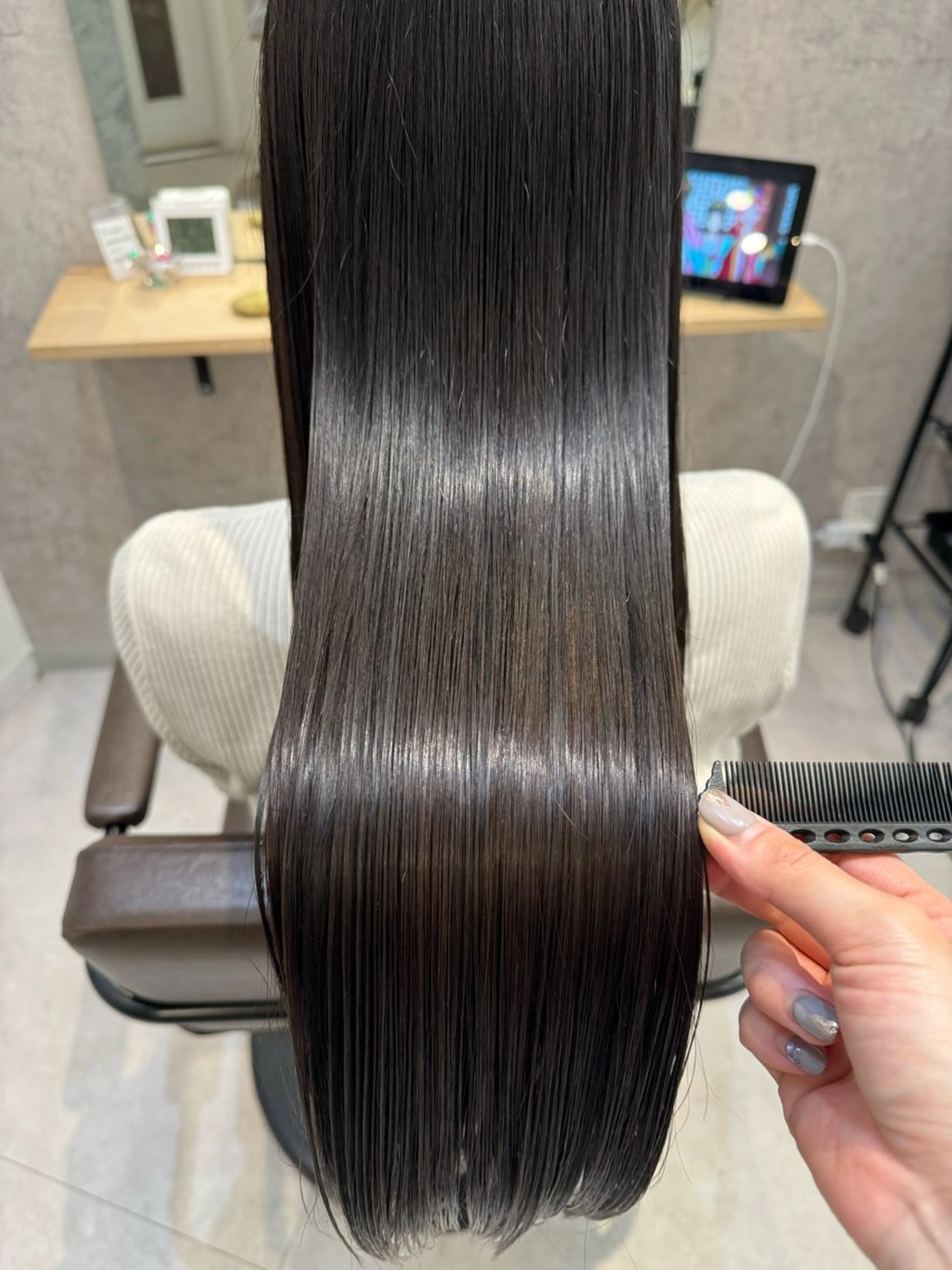 ロング 髪質改善 似合う髪型が 分からない方へのヘアスタイル