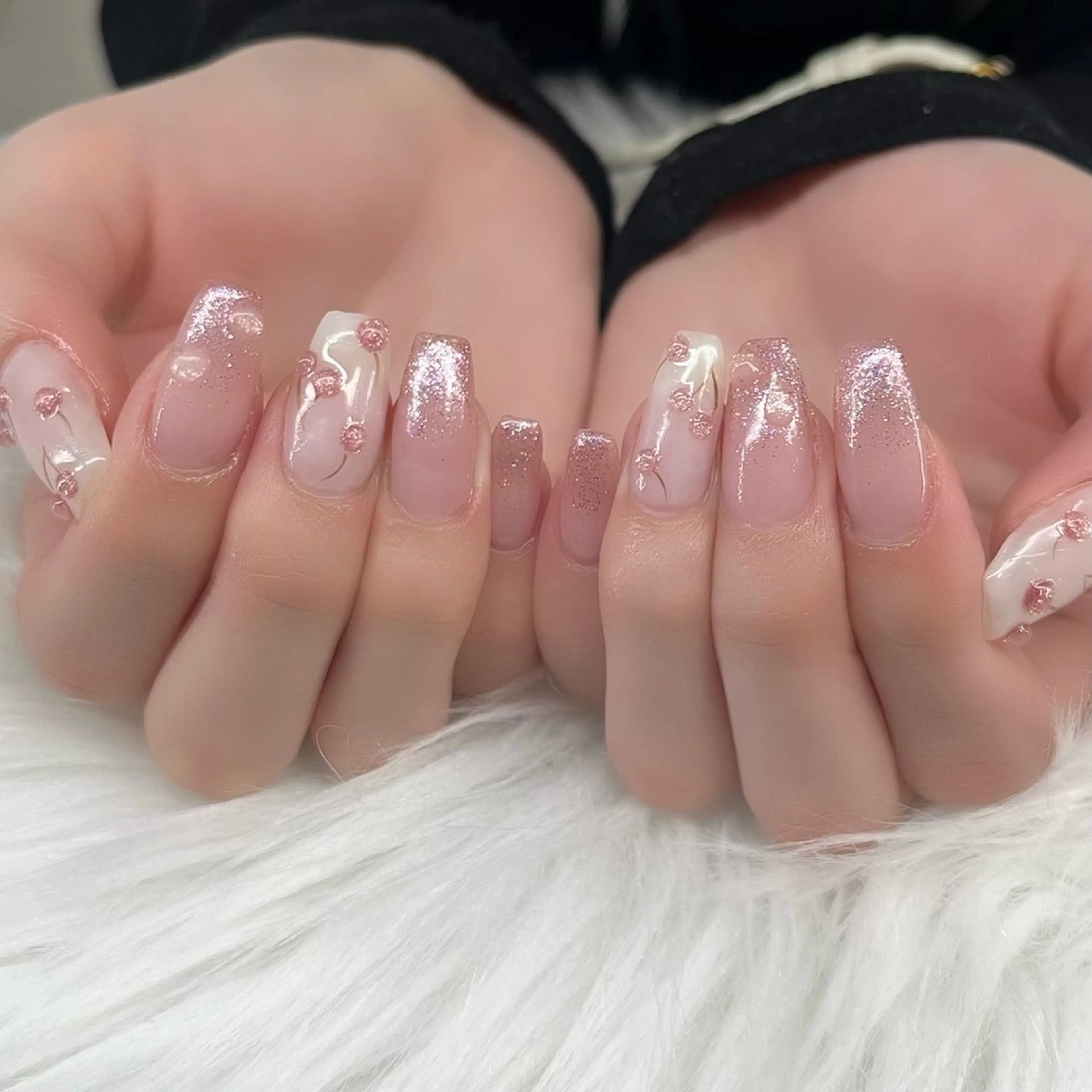 ネイル ハンドネイル VIERU YURIのネイルデザイン