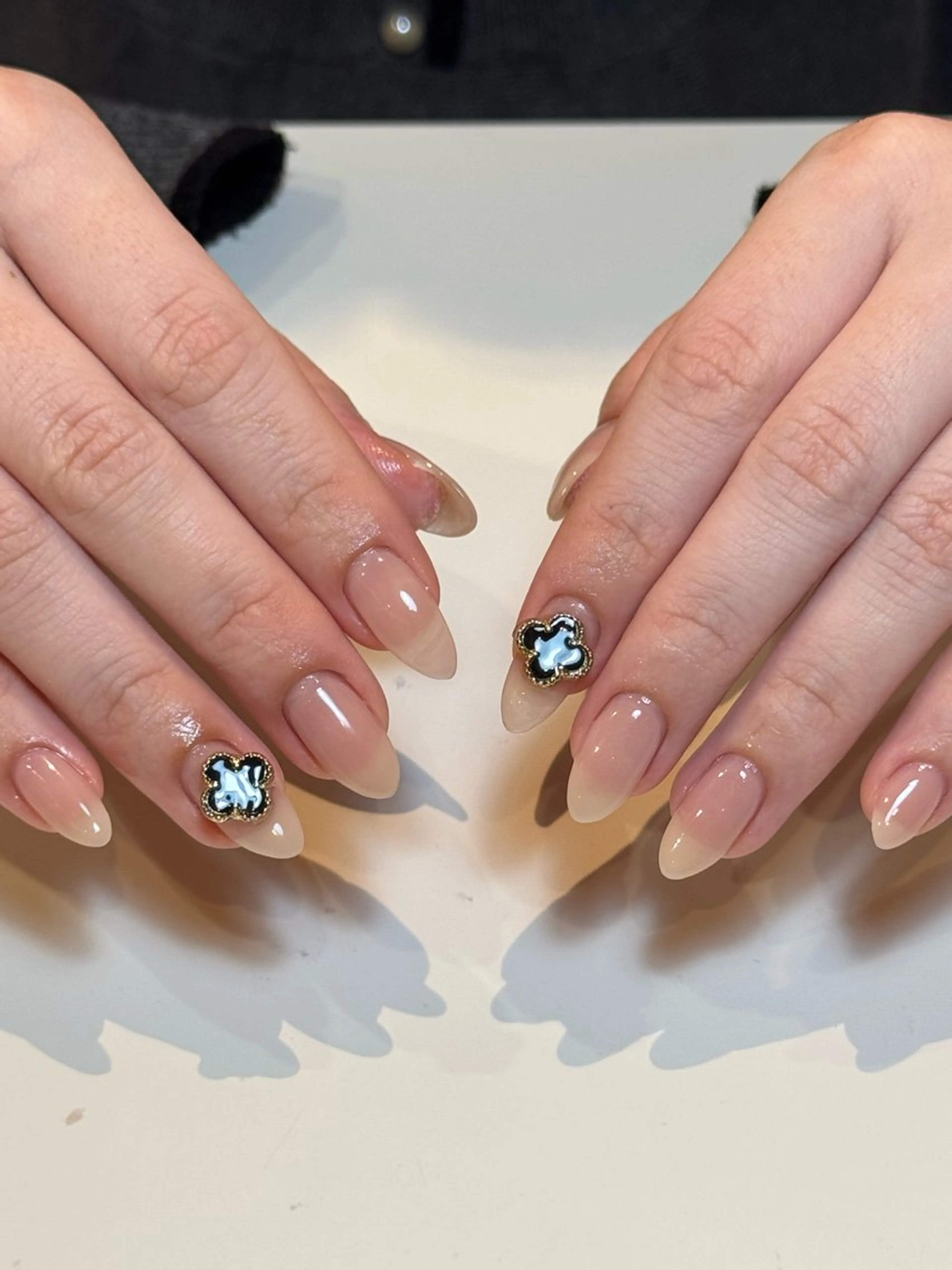 ネイル ハンドネイル 🦋 りえ🦋のネイルデザイン